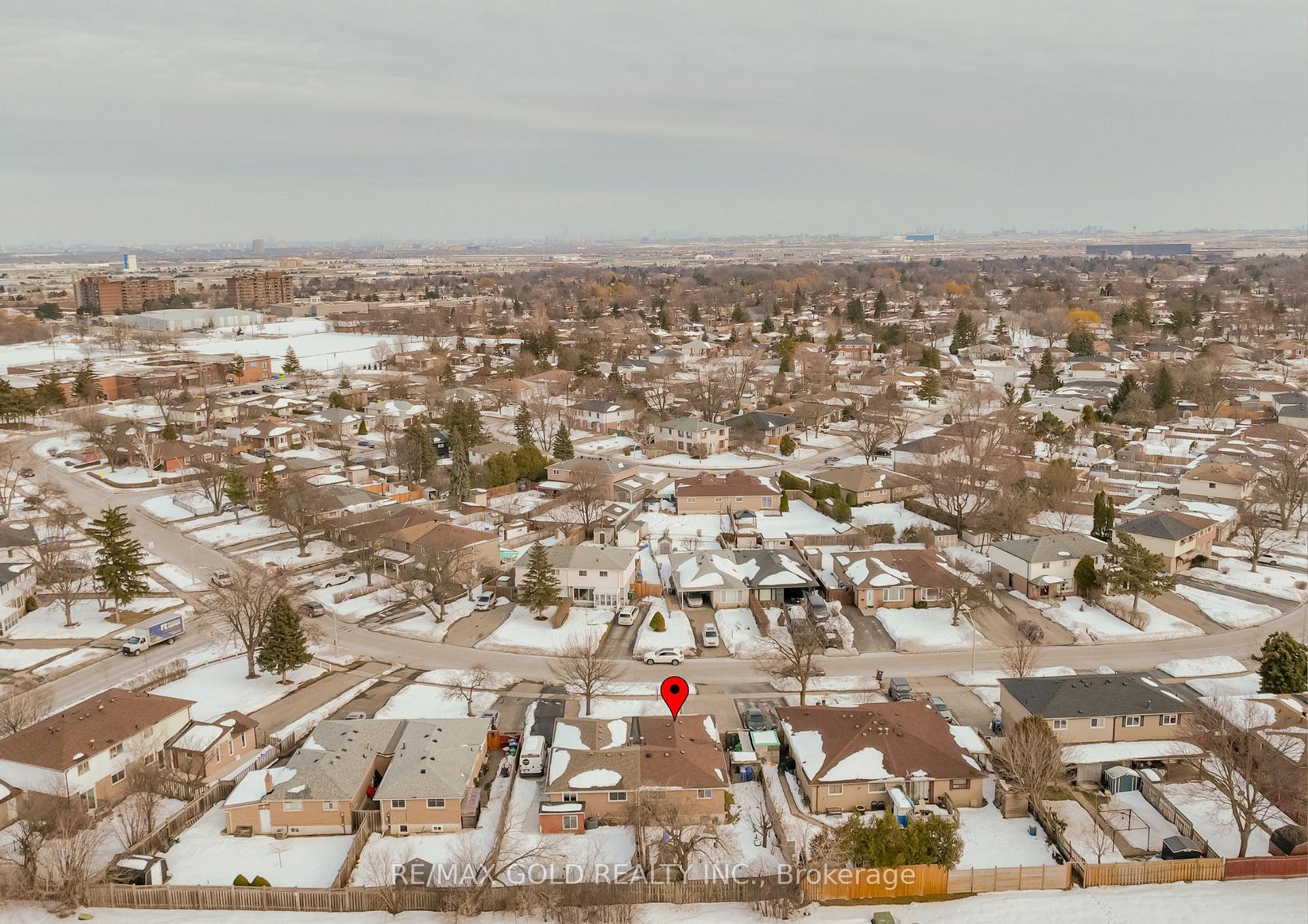 Photo 35 of 194 Earnscliffe Circle, Brampton, Southgate — HOMEH