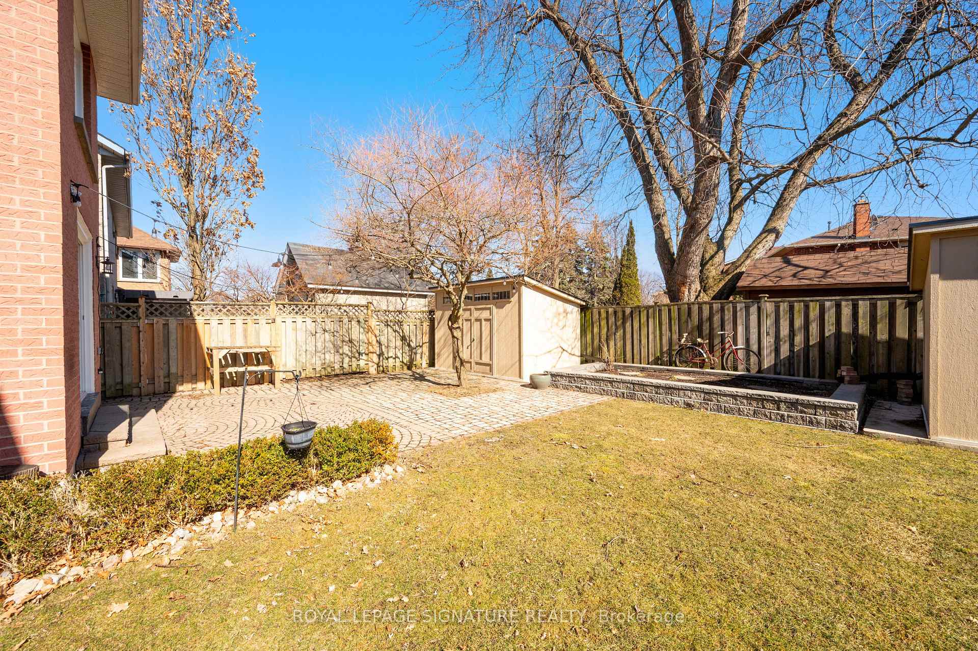 Photo 44 of 19 Parkes Drive, Ajax, South West — HOMEH