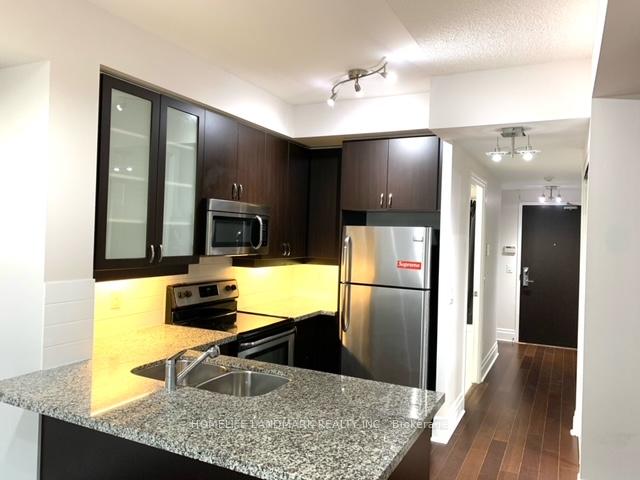 Front of Unit 905, 111 Upper Duke Crescent
