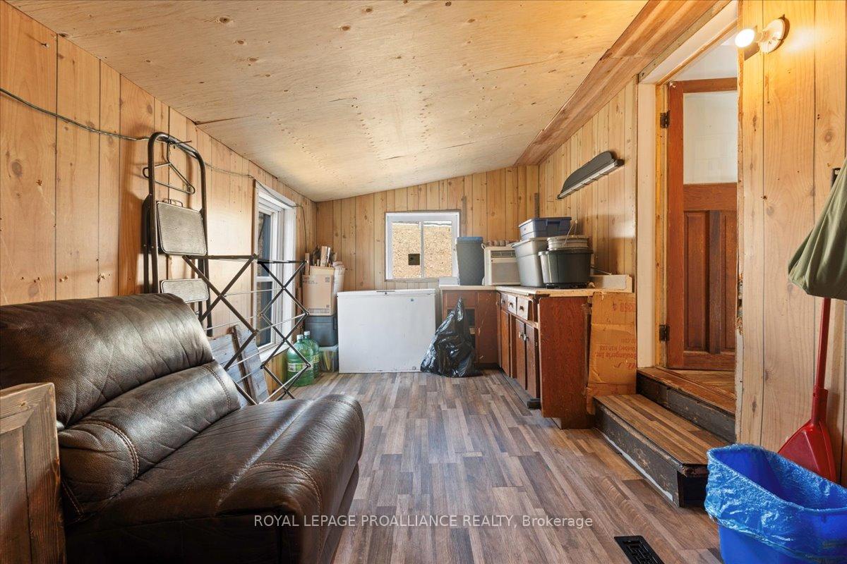 Photo 11 of 139 Prince Street, Deseronto, Deseronto (Town) — HOMEH