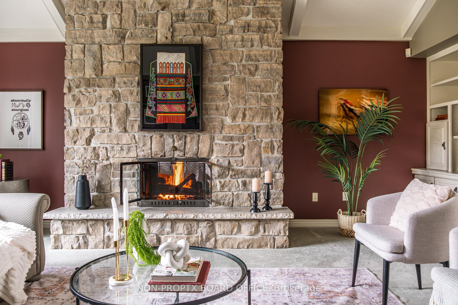 Photo 14 of 111 Saint Margarets Road, Hamilton, Ancaster — HOMEH
