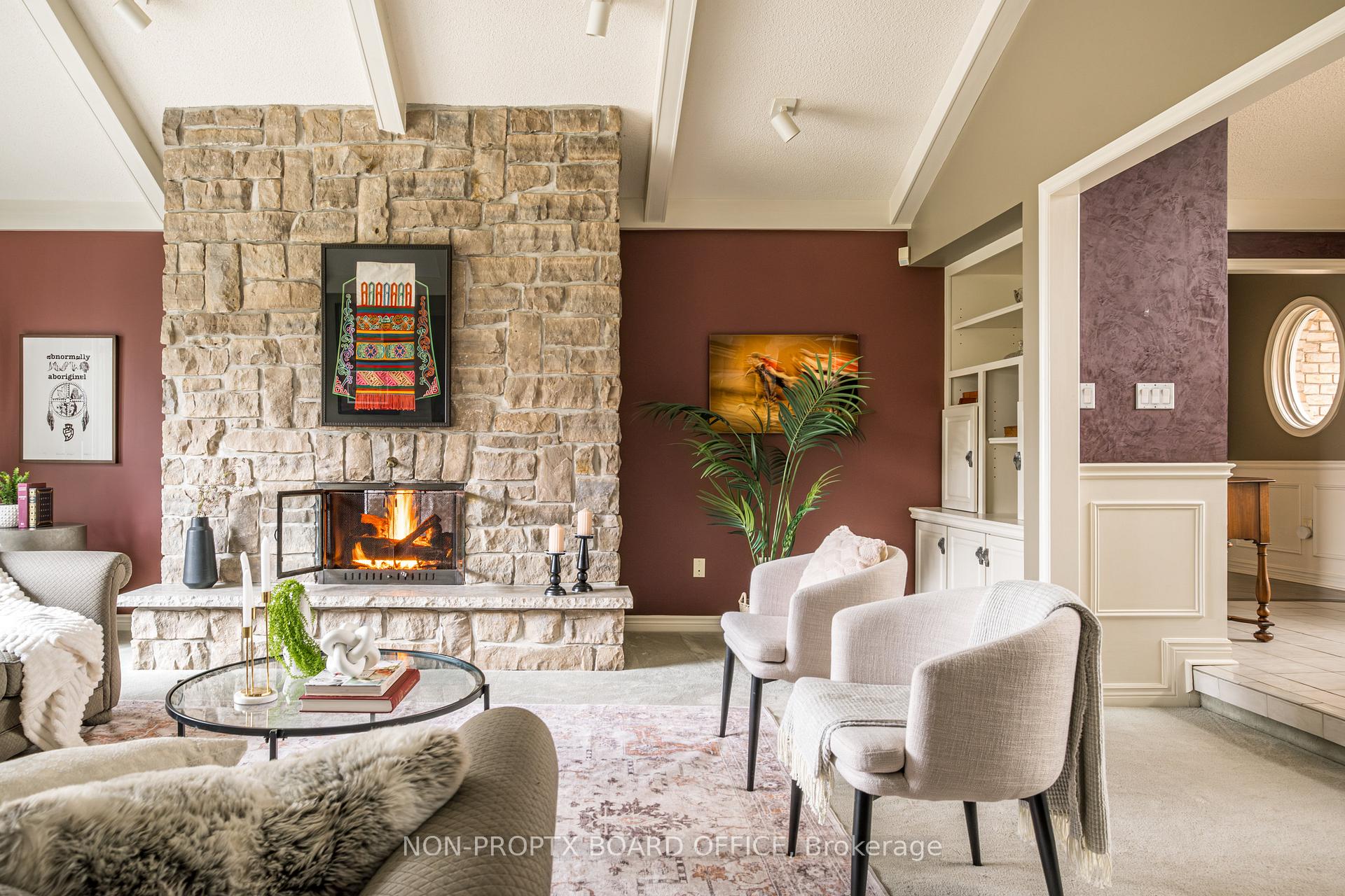 Photo 36 of 111 Saint Margarets Road, Hamilton, Ancaster — HOMEH