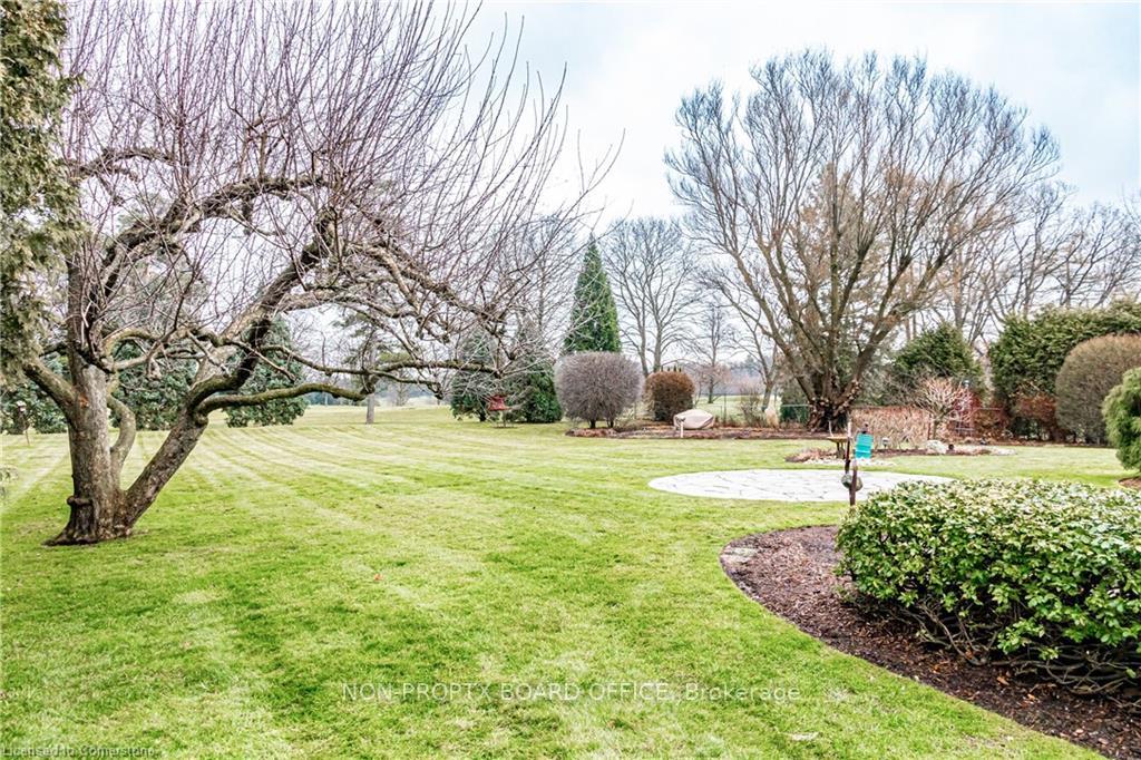 Photo 93 of 111 Saint Margarets Road, Hamilton, Ancaster — HOMEH