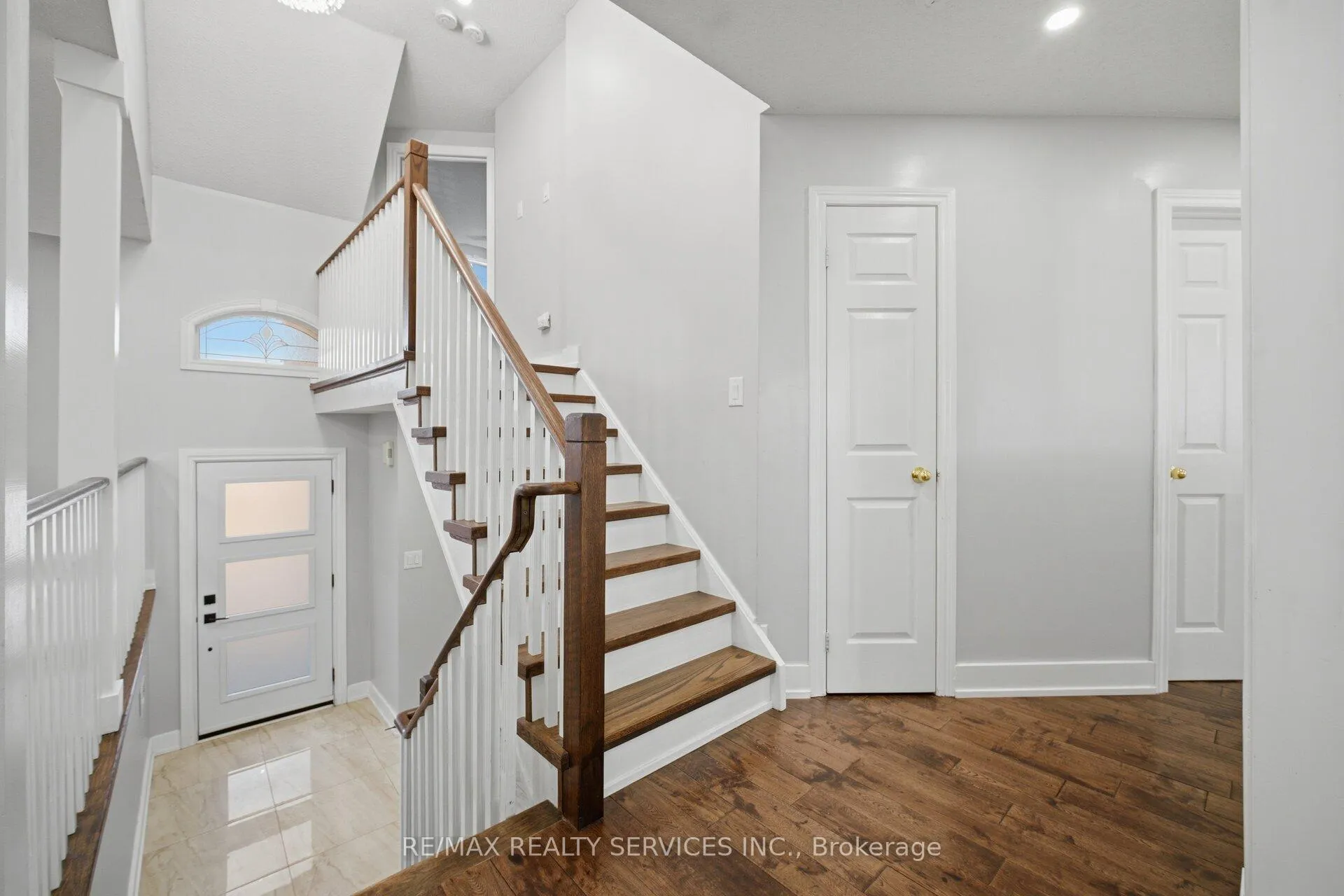 Photo 26 of 118 Van Scott Drive, Brampton, Northwest Sandalwood Parkway — HOMEH