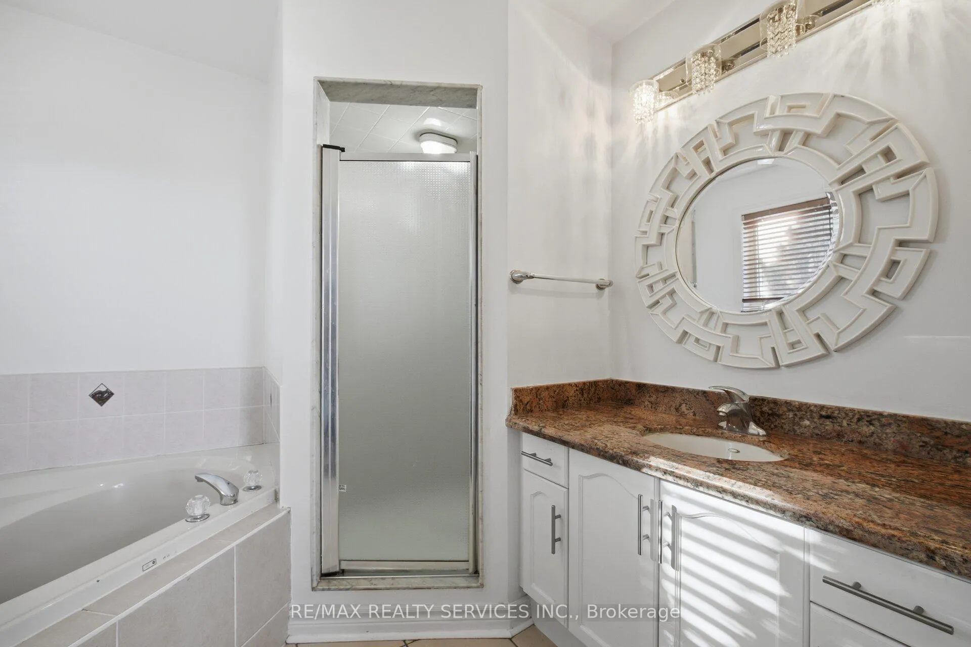 Photo 31 of 118 Van Scott Drive, Brampton, Northwest Sandalwood Parkway — HOMEH