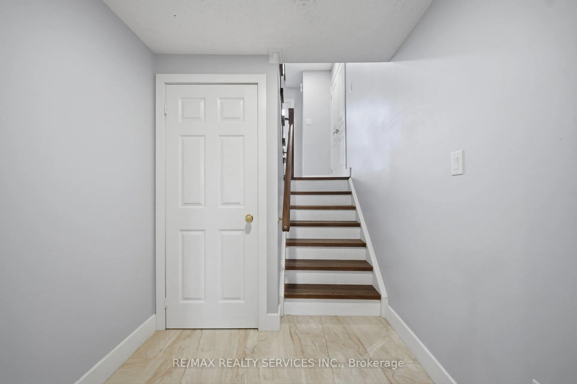 Photo 35 of 118 Van Scott Drive, Brampton, Northwest Sandalwood Parkway — HOMEH