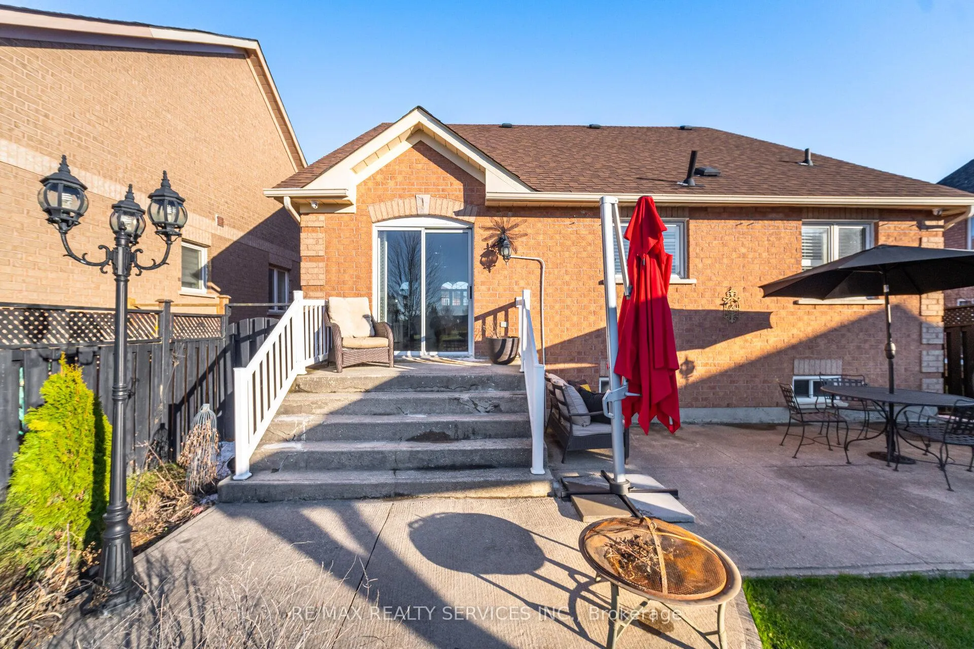 Photo 44 of 118 Van Scott Drive, Brampton, Northwest Sandalwood Parkway — HOMEH