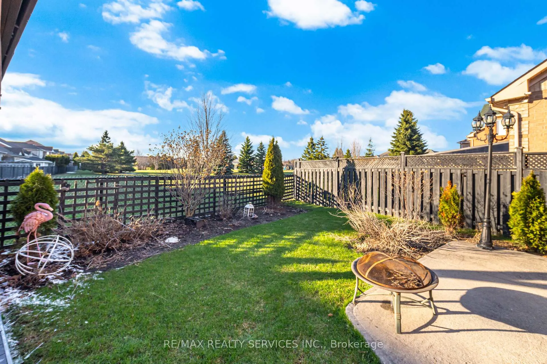 Photo 46 of 118 Van Scott Drive, Brampton, Northwest Sandalwood Parkway — HOMEH