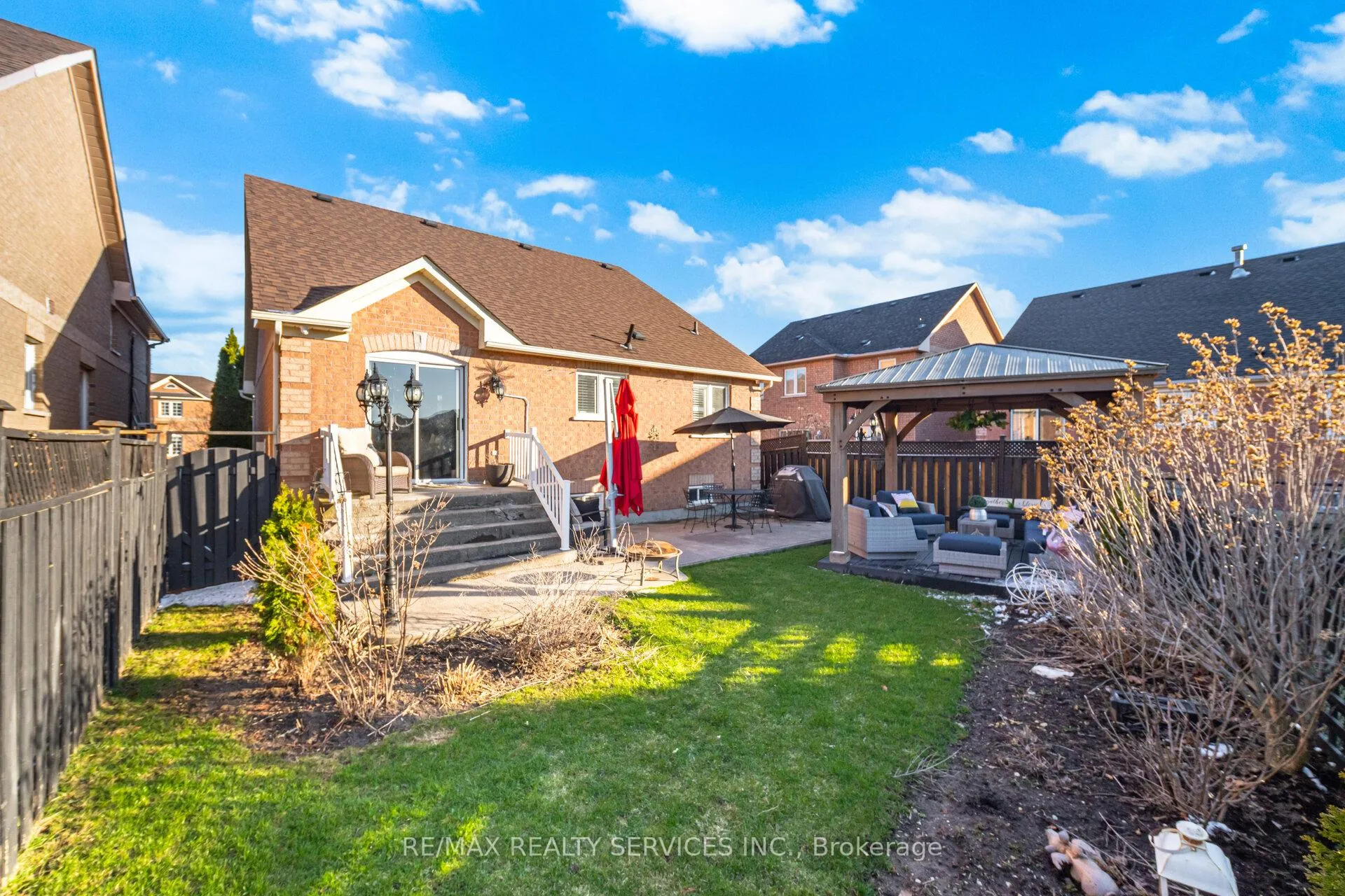 Photo 47 of 118 Van Scott Drive, Brampton, Northwest Sandalwood Parkway — HOMEH