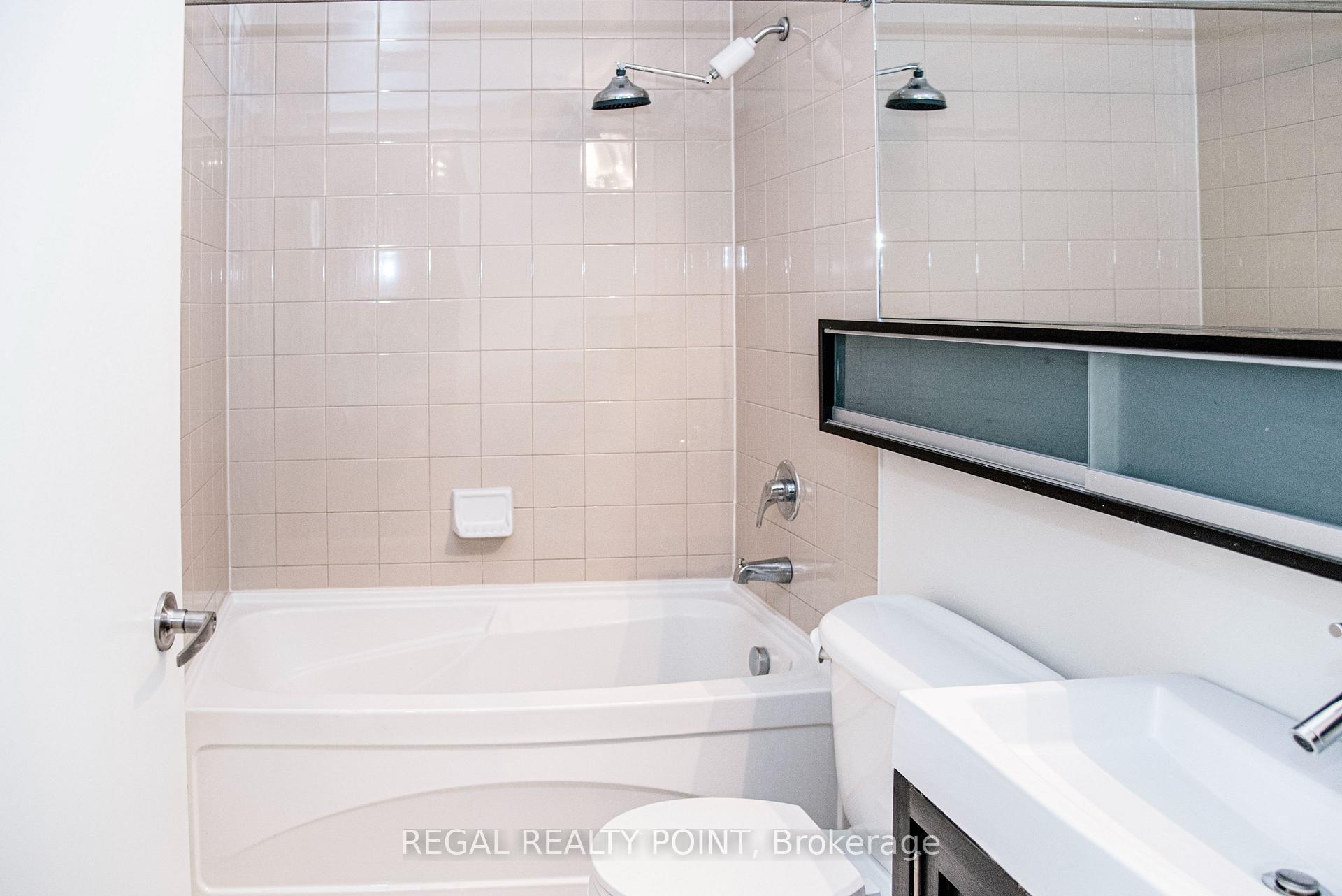 Photo 2 of Unit 2005, 85 Bloor Street E, Toronto, Church-Yonge Corridor — HOMEH