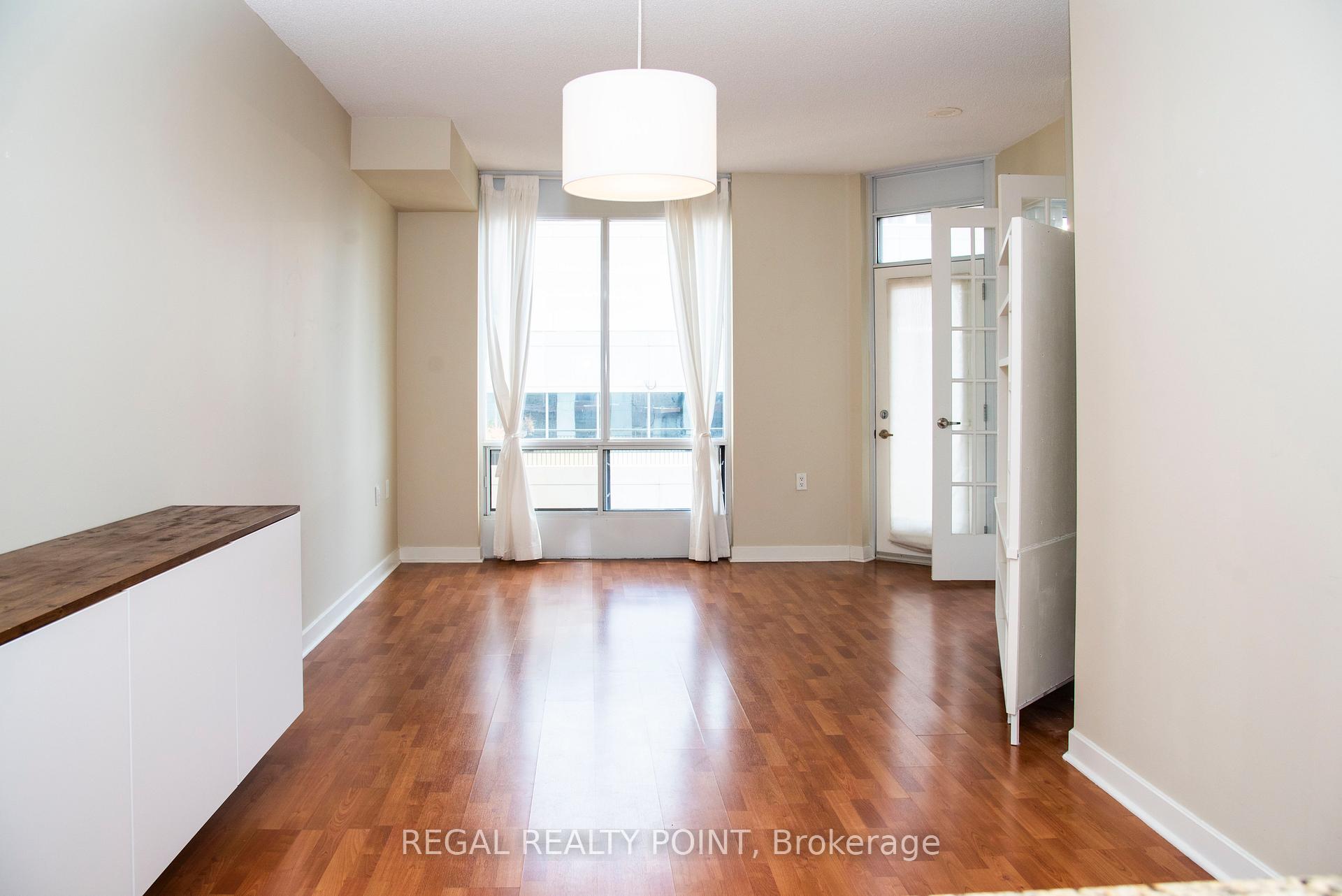 Photo 5 of Unit 2005, 85 Bloor Street E, Toronto, Church-Yonge Corridor — HOMEH