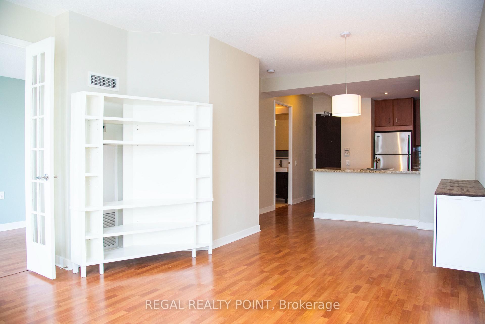 Photo 7 of Unit 2005, 85 Bloor Street E, Toronto, Church-Yonge Corridor — HOMEH