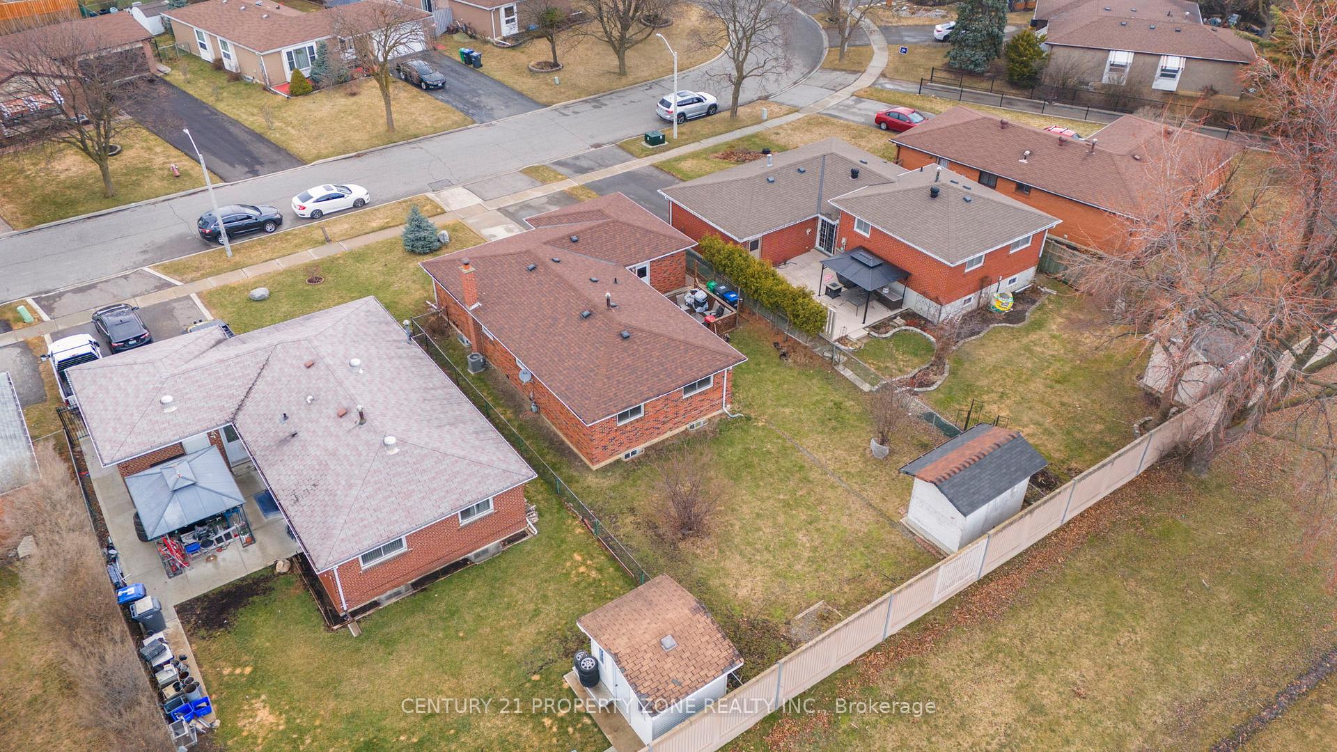 Photo 4 of 51 Glebe Crescent, Brampton, Northgate — HOMEH