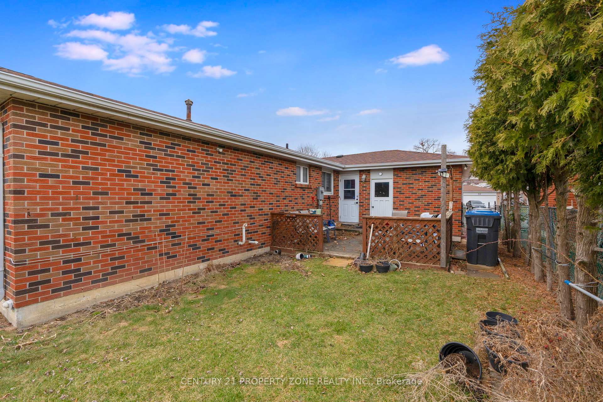 Photo 11 of 51 Glebe Crescent, Brampton, Northgate — HOMEH