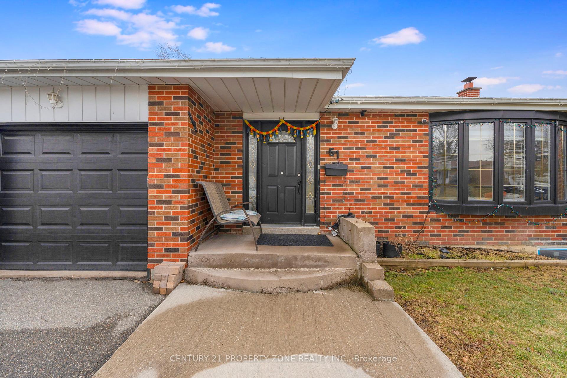 Photo 12 of 51 Glebe Crescent, Brampton, Northgate — HOMEH