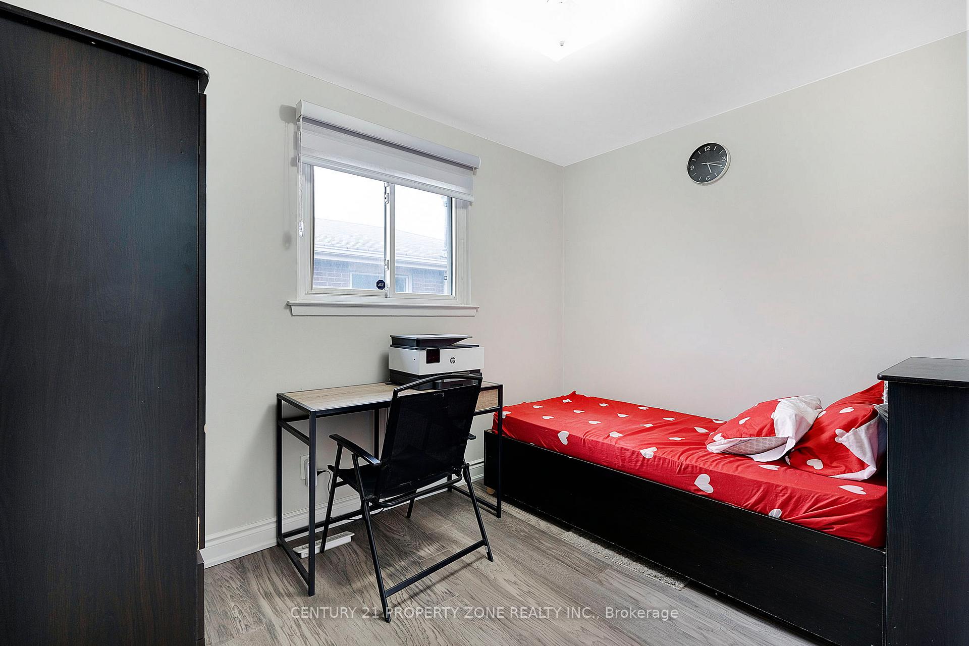 Photo 32 of 51 Glebe Crescent, Brampton, Northgate — HOMEH