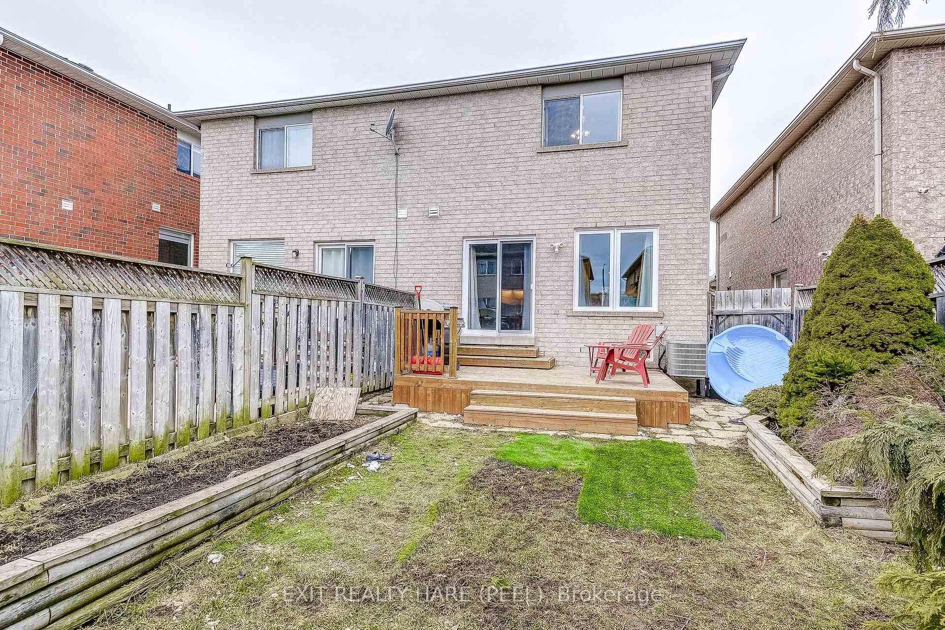 Photo 40 of 45 Studebaker Trail, Brampton, Fletcher's Meadow — HOMEH