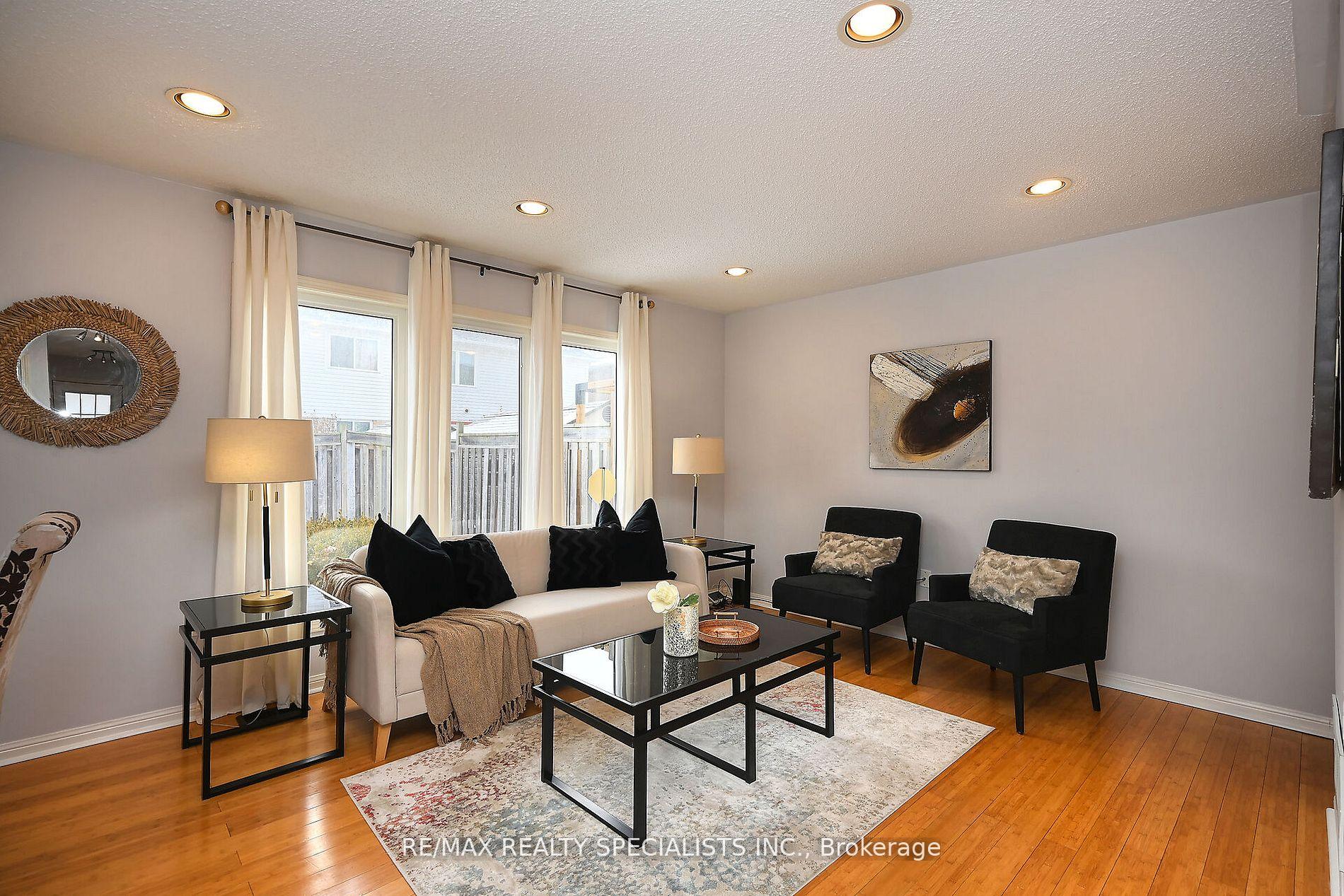 Photo 15 of 67 Jessop Drive, Brampton, Fletcher's Meadow — HOMEH