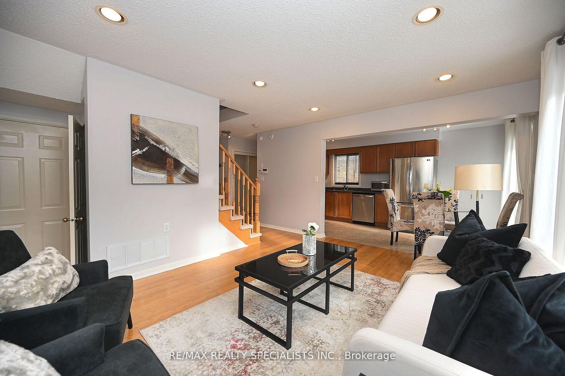 Photo 18 of 67 Jessop Drive, Brampton, Fletcher's Meadow — HOMEH