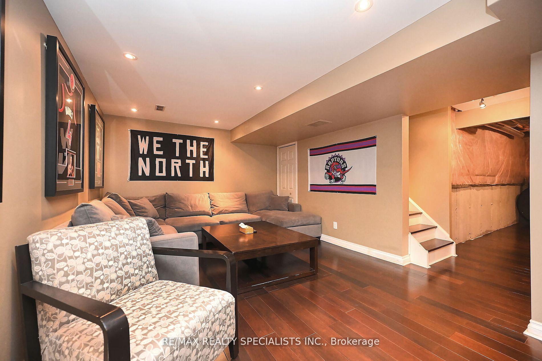 Photo 32 of 67 Jessop Drive, Brampton, Fletcher's Meadow — HOMEH