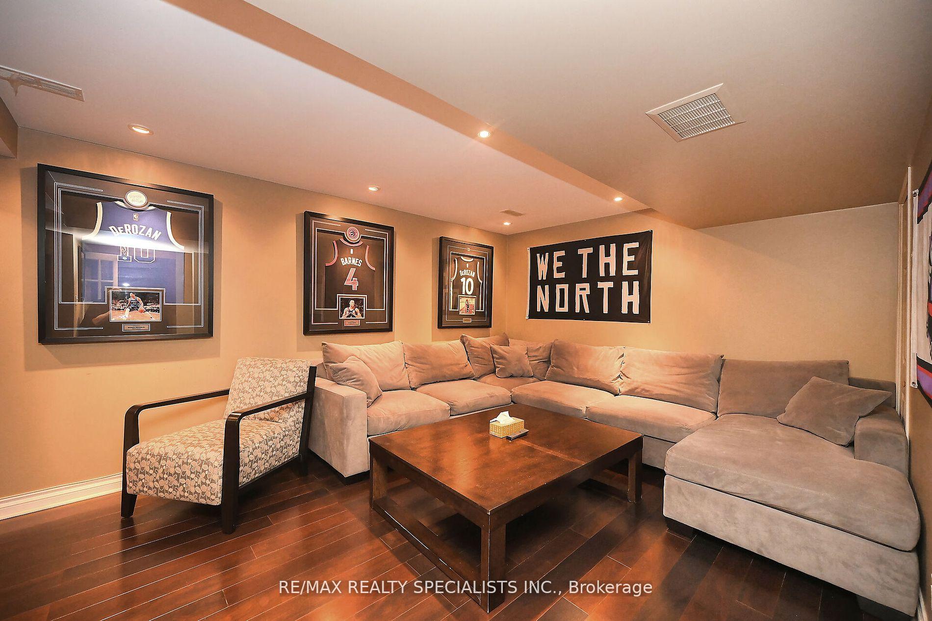 Photo 33 of 67 Jessop Drive, Brampton, Fletcher's Meadow — HOMEH
