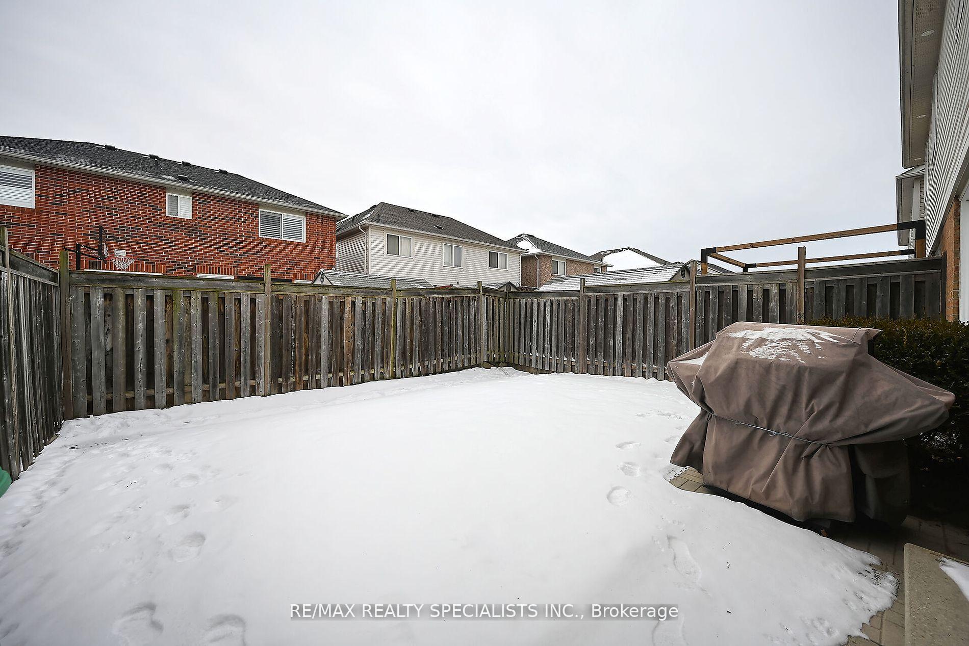 Photo 38 of 67 Jessop Drive, Brampton, Fletcher's Meadow — HOMEH