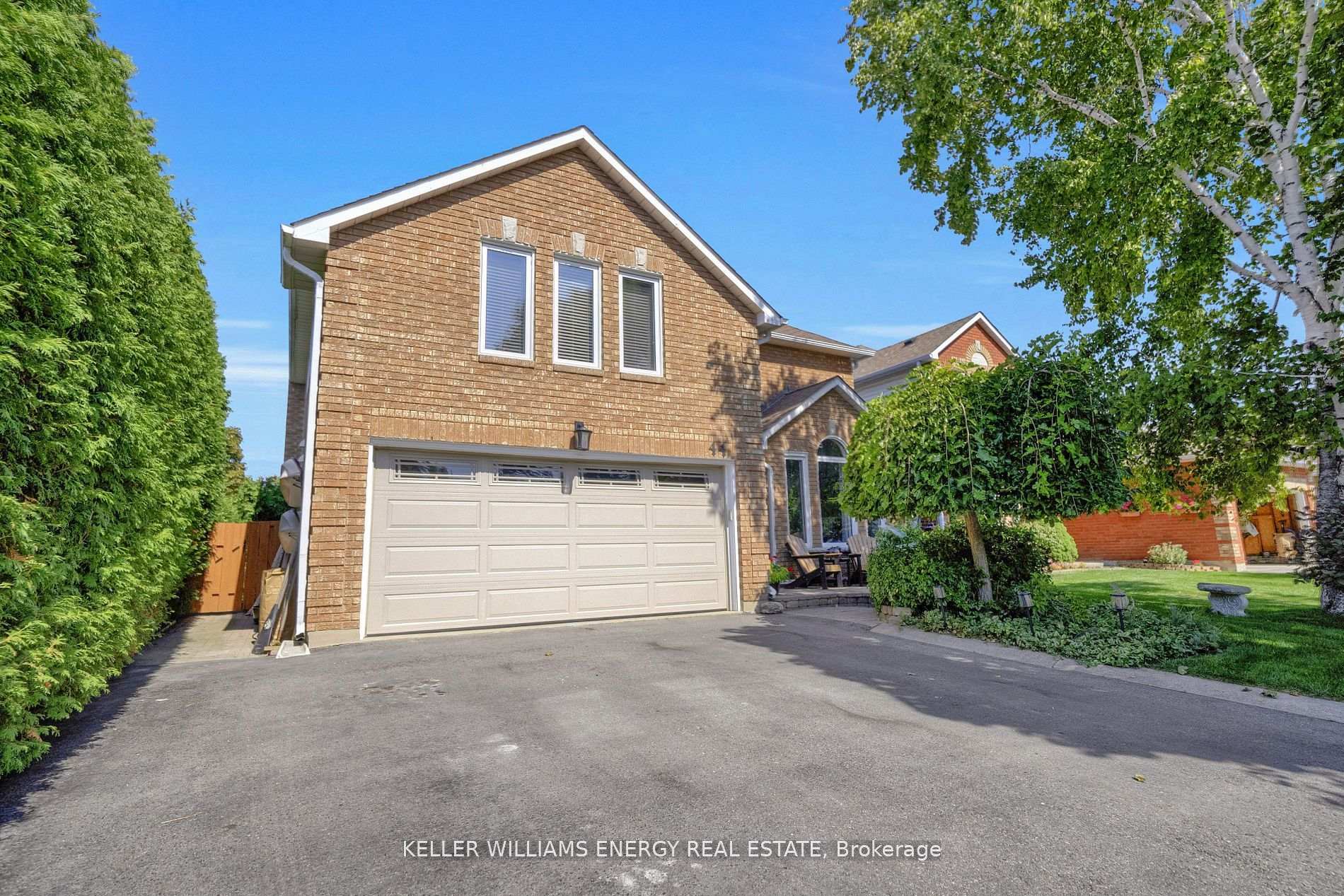 Photo 1 of 44 Rutherford Drive, Clarington, Newcastle — HOMEH