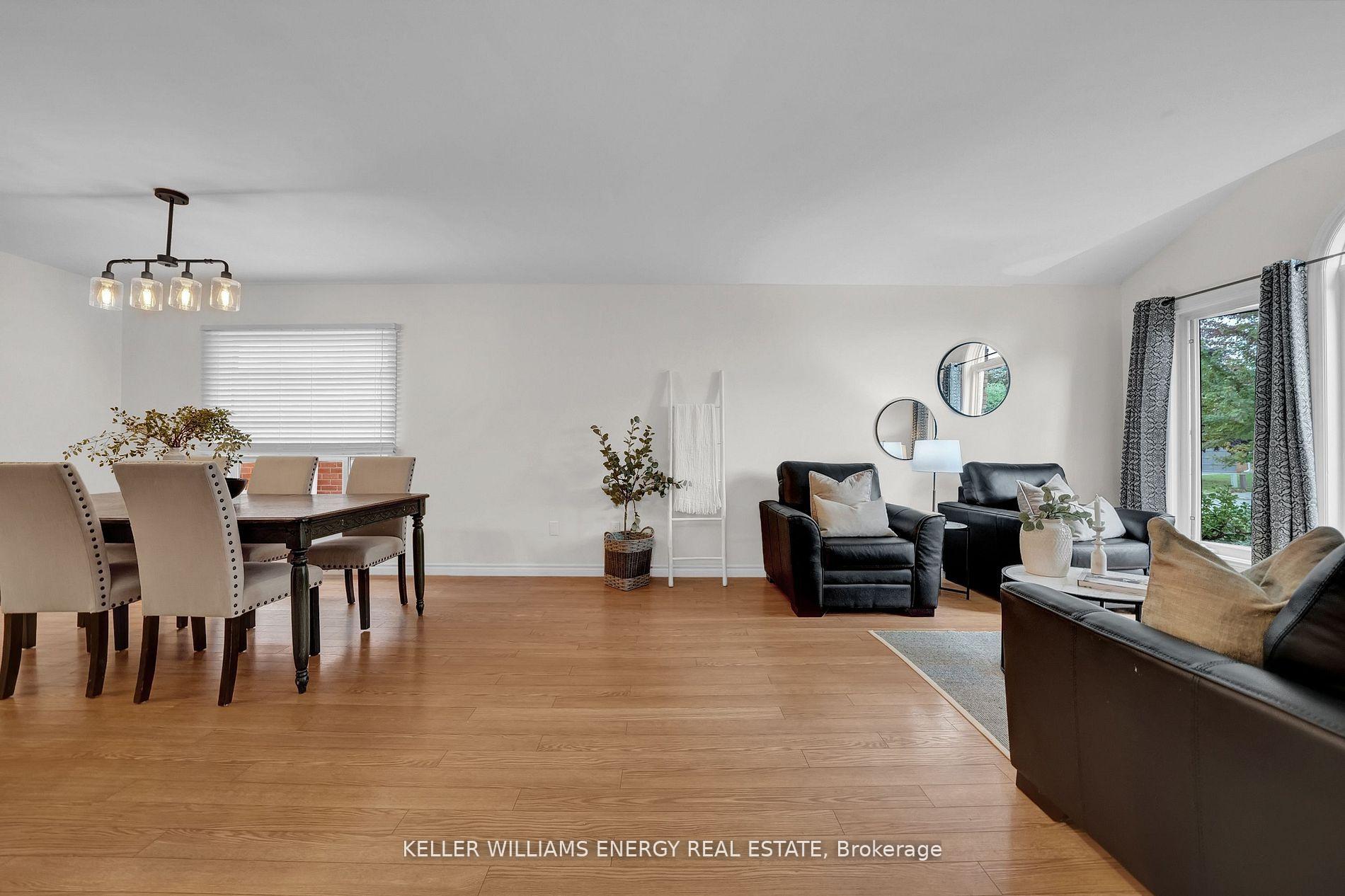 Photo 7 of 44 Rutherford Drive, Clarington, Newcastle — HOMEH