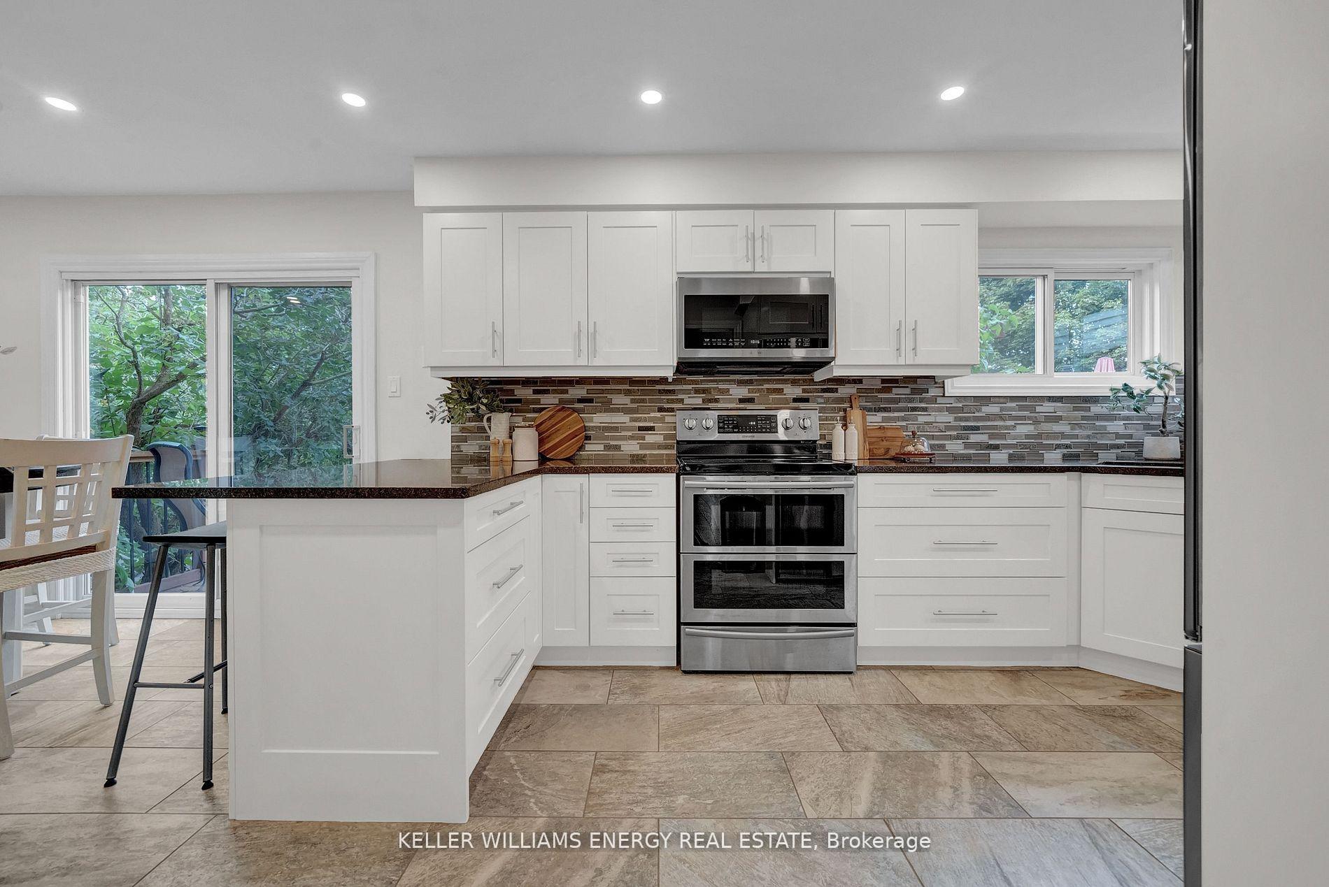 Photo 13 of 44 Rutherford Drive, Clarington, Newcastle — HOMEH
