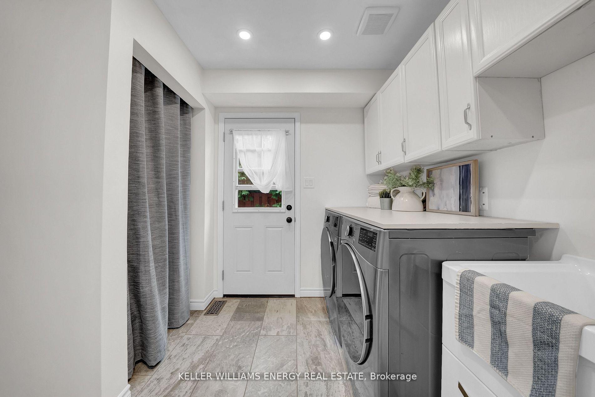 Photo 23 of 44 Rutherford Drive, Clarington, Newcastle — HOMEH