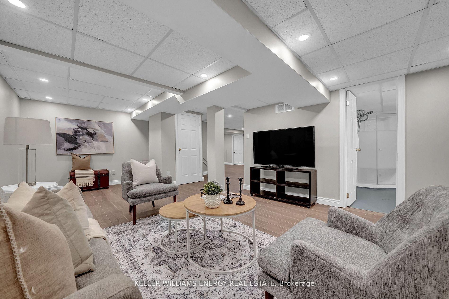 Photo 35 of 44 Rutherford Drive, Clarington, Newcastle — HOMEH