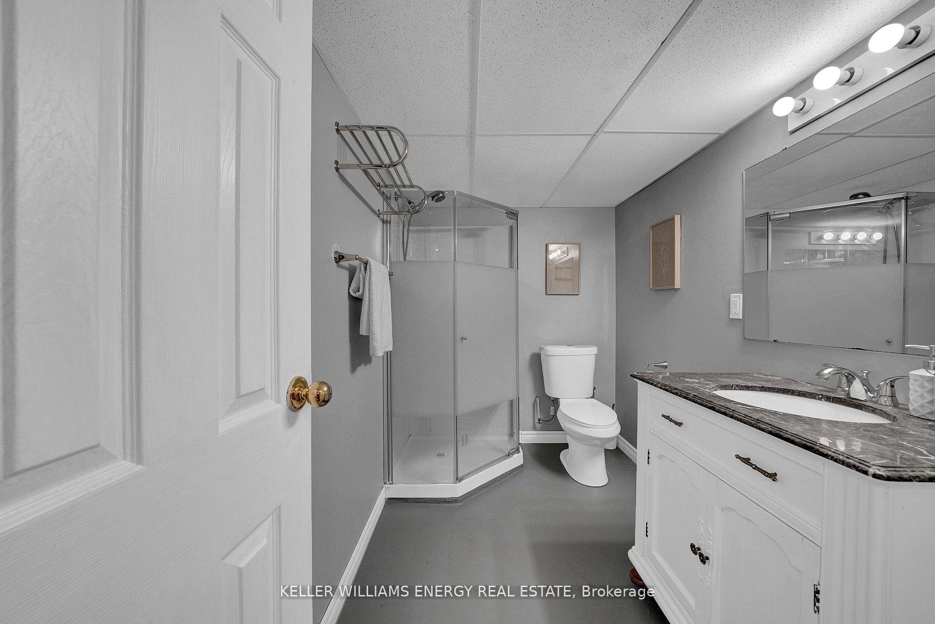 Photo 36 of 44 Rutherford Drive, Clarington, Newcastle — HOMEH