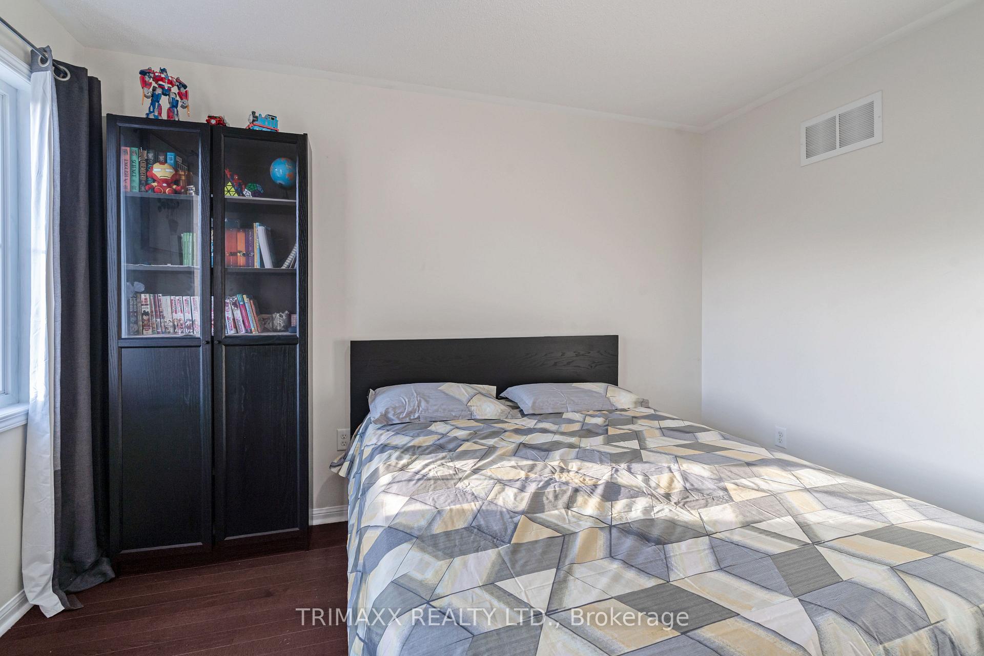 Photo 33 of 68 Biddens Square, Brampton, Bram East — HOMEH