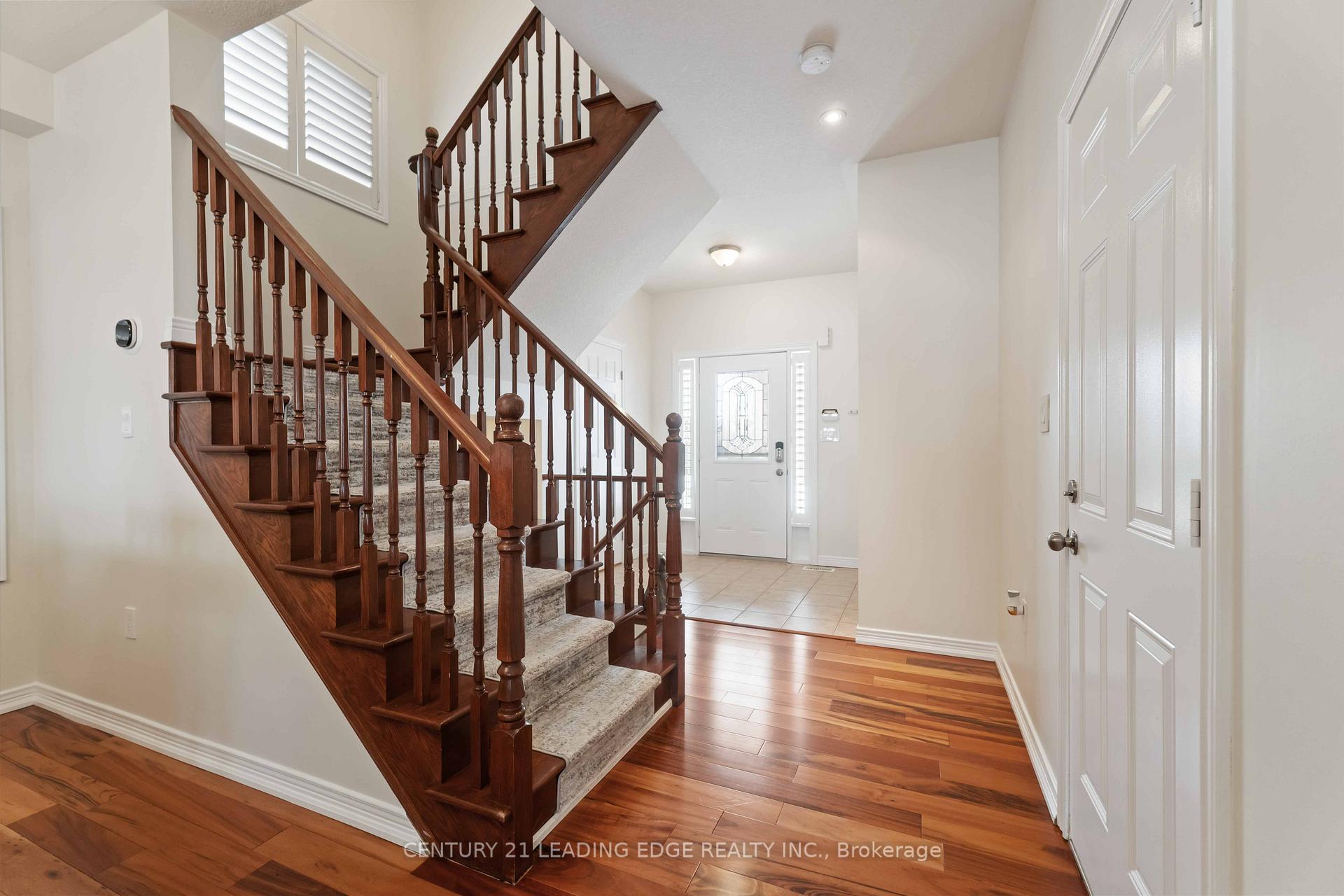 Photo 9 of 60 Sundance Crescent, Hamilton, Rural Glanbrook — HOMEH