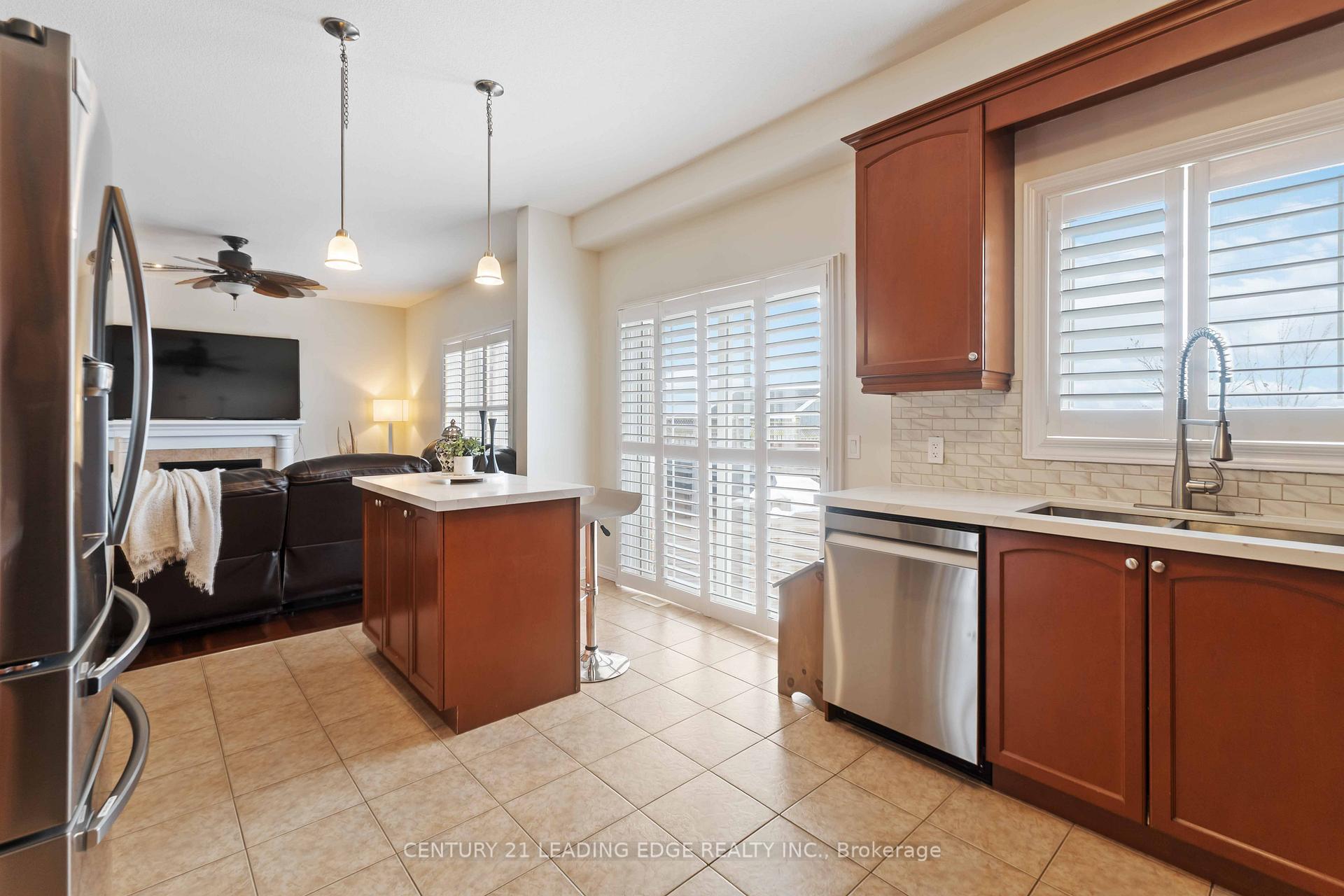 Photo 17 of 60 Sundance Crescent, Hamilton, Rural Glanbrook — HOMEH
