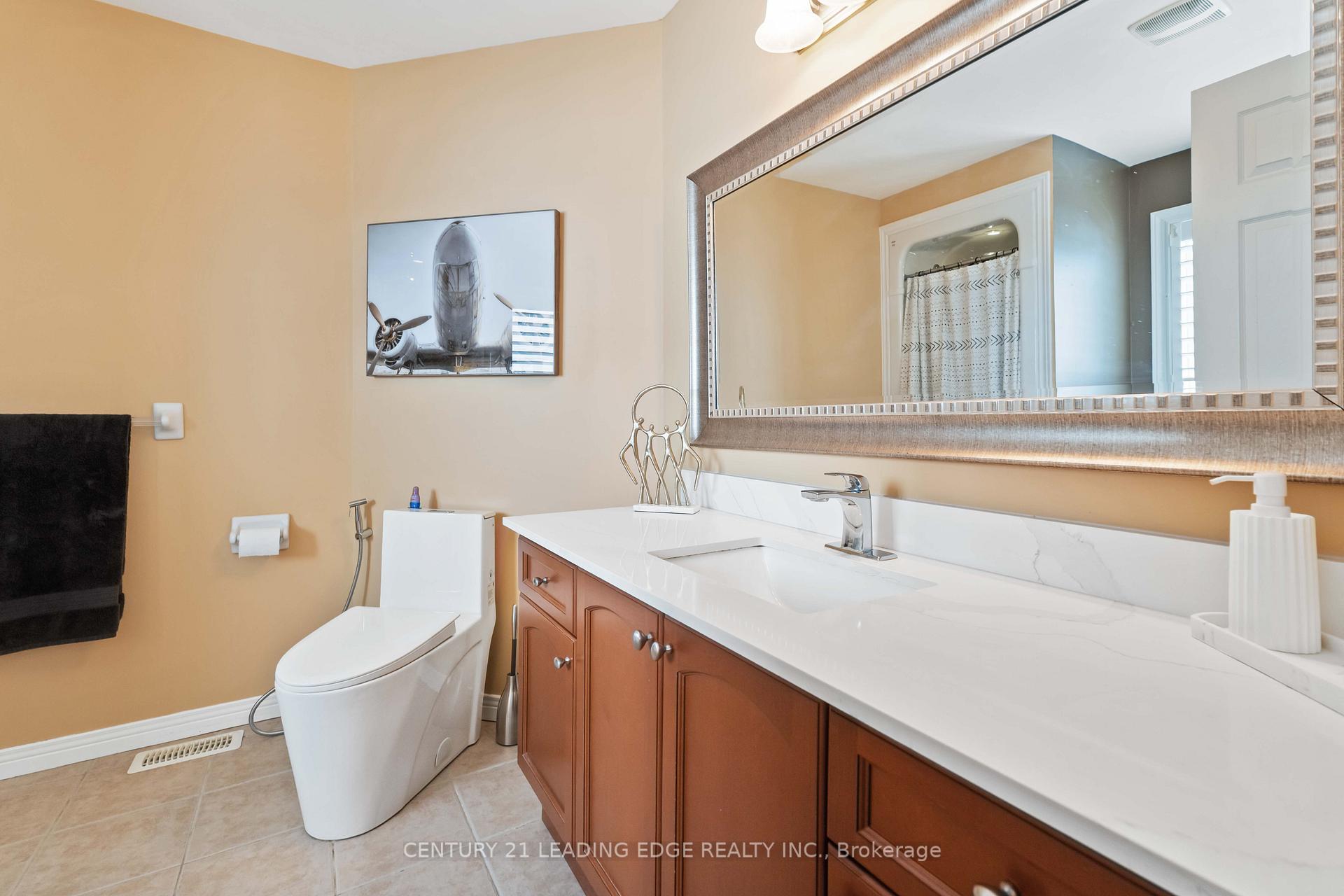 Photo 46 of 60 Sundance Crescent, Hamilton, Rural Glanbrook — HOMEH