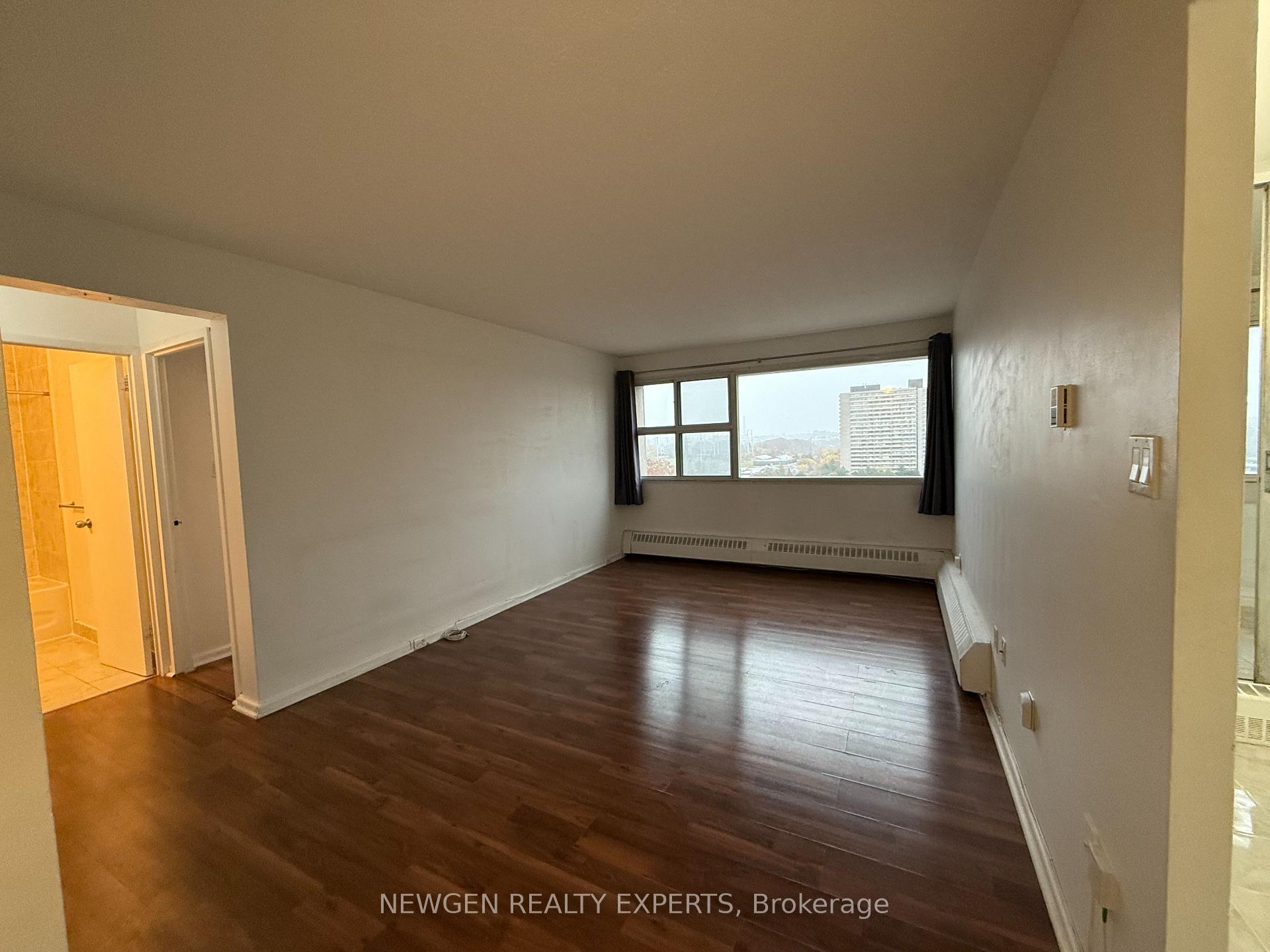 Photo 2 of Unit 1005, 715 Don Mills Road, Toronto, Flemingdon Park — HOMEH