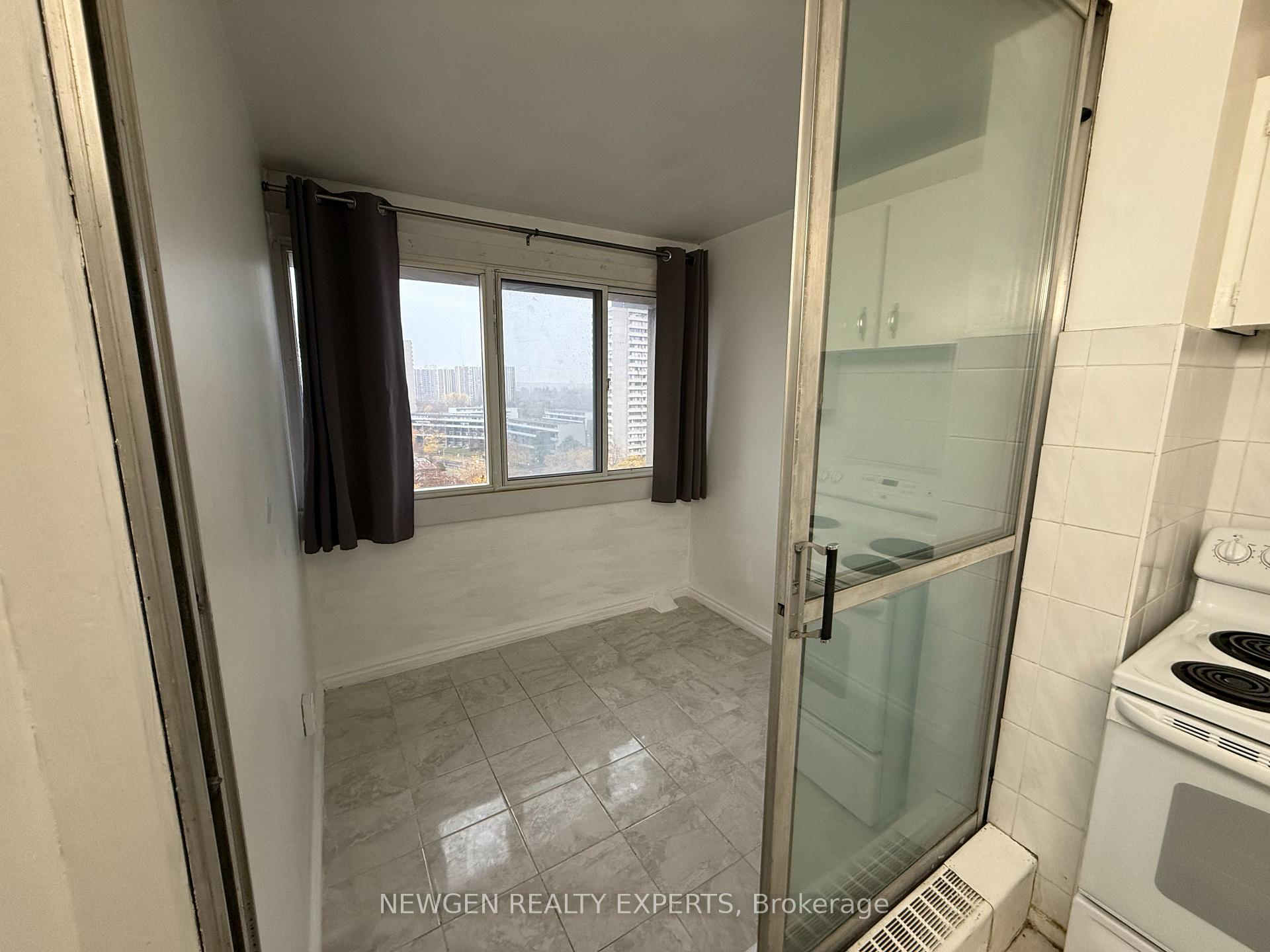 Photo 6 of Unit 1005, 715 Don Mills Road, Toronto, Flemingdon Park — HOMEH