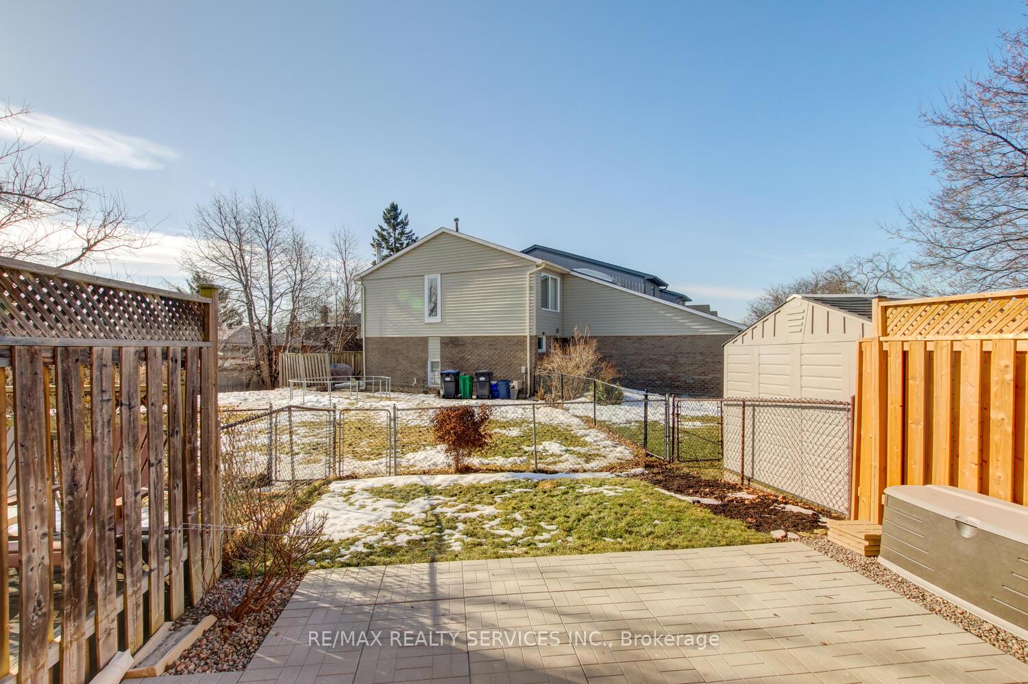 Photo 39 of 135 Royal Salisbury Way, Brampton, Madoc — HOMEH
