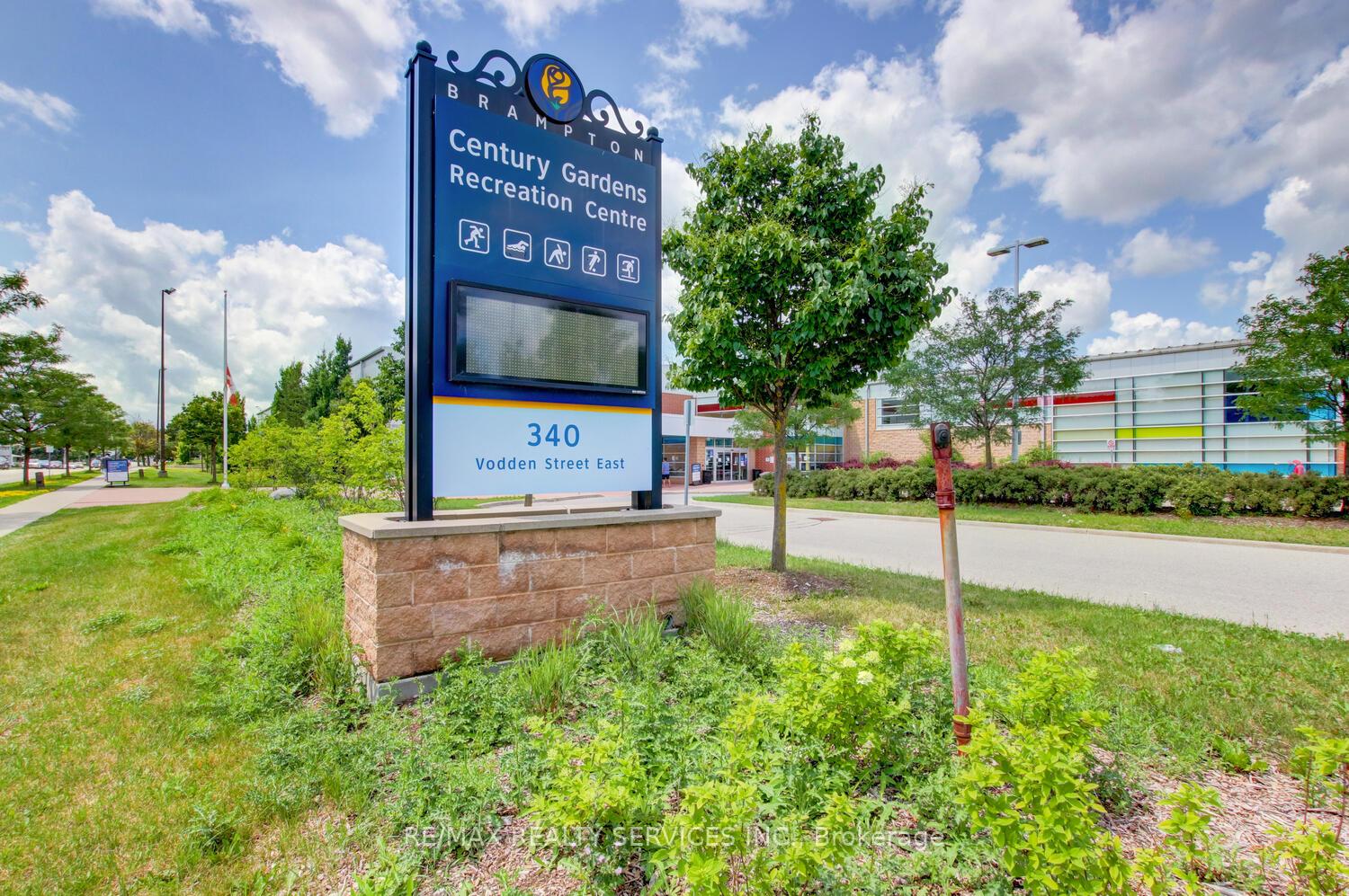 Photo 46 of 135 Royal Salisbury Way, Brampton, Madoc — HOMEH