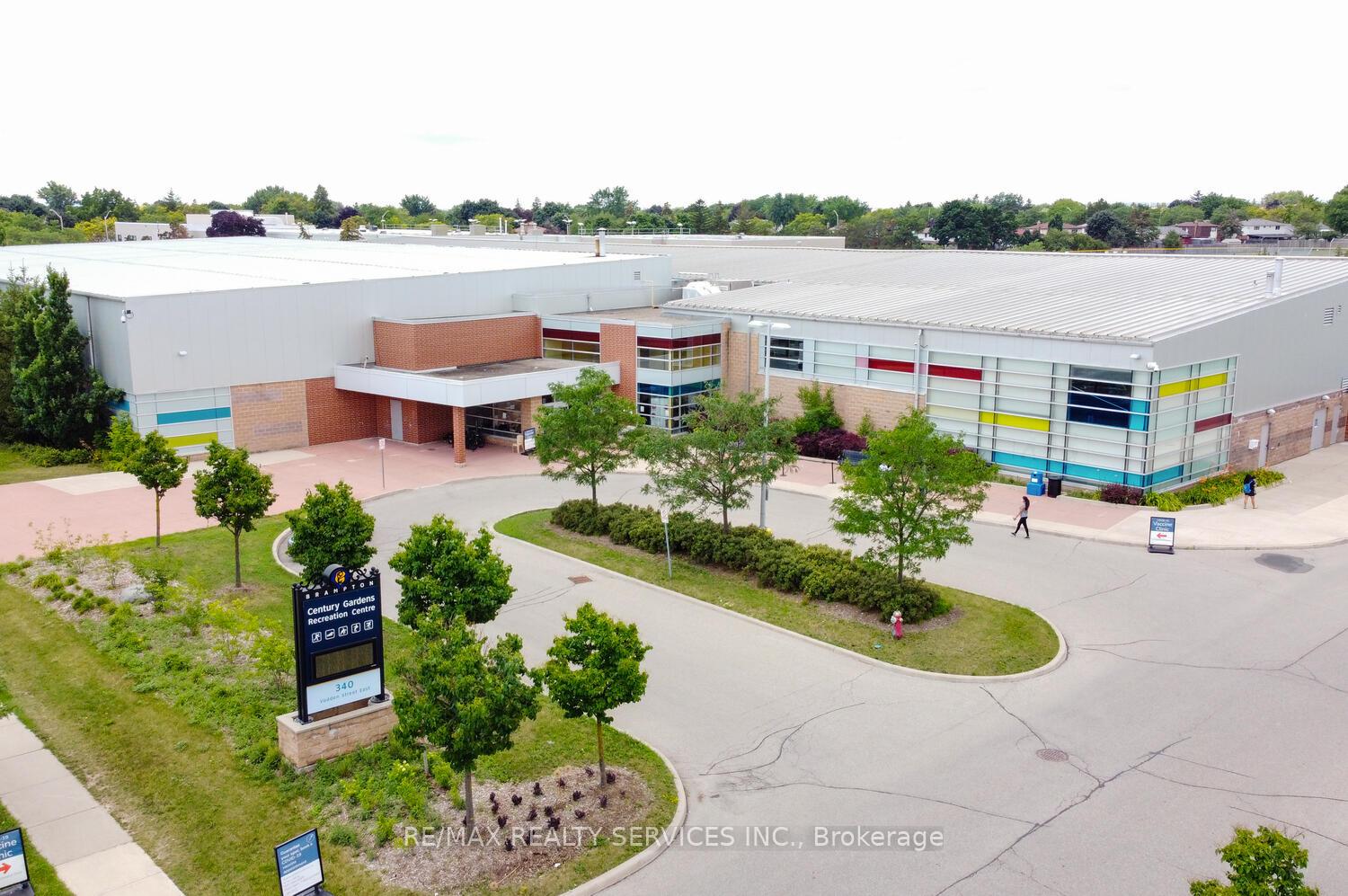 Photo 47 of 135 Royal Salisbury Way, Brampton, Madoc — HOMEH