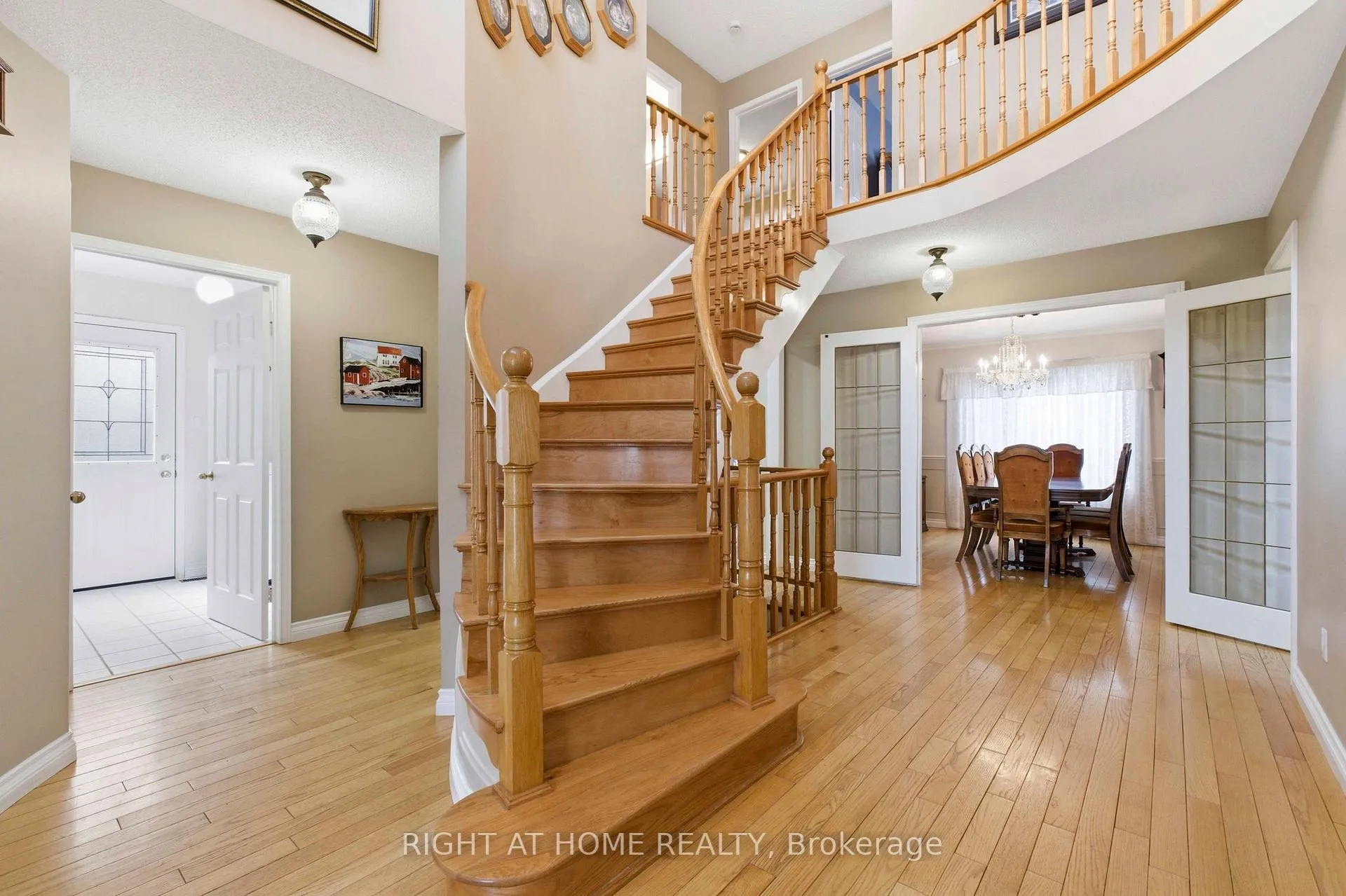 Photo 2 of 620 Aspen Road, Pickering, Amberlea — HOMEH