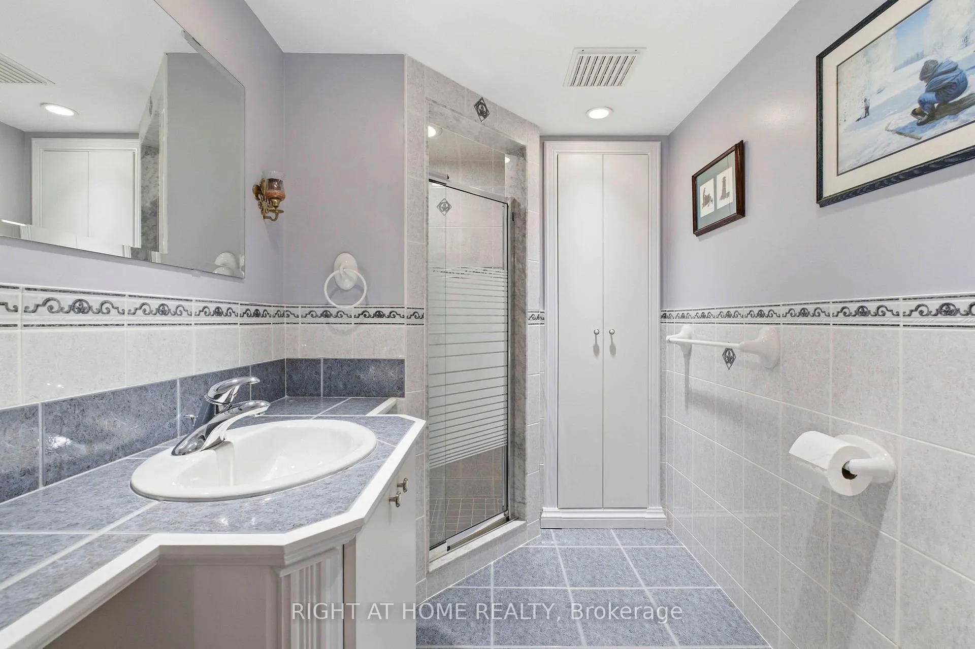 Photo 10 of 620 Aspen Road, Pickering, Amberlea — HOMEH