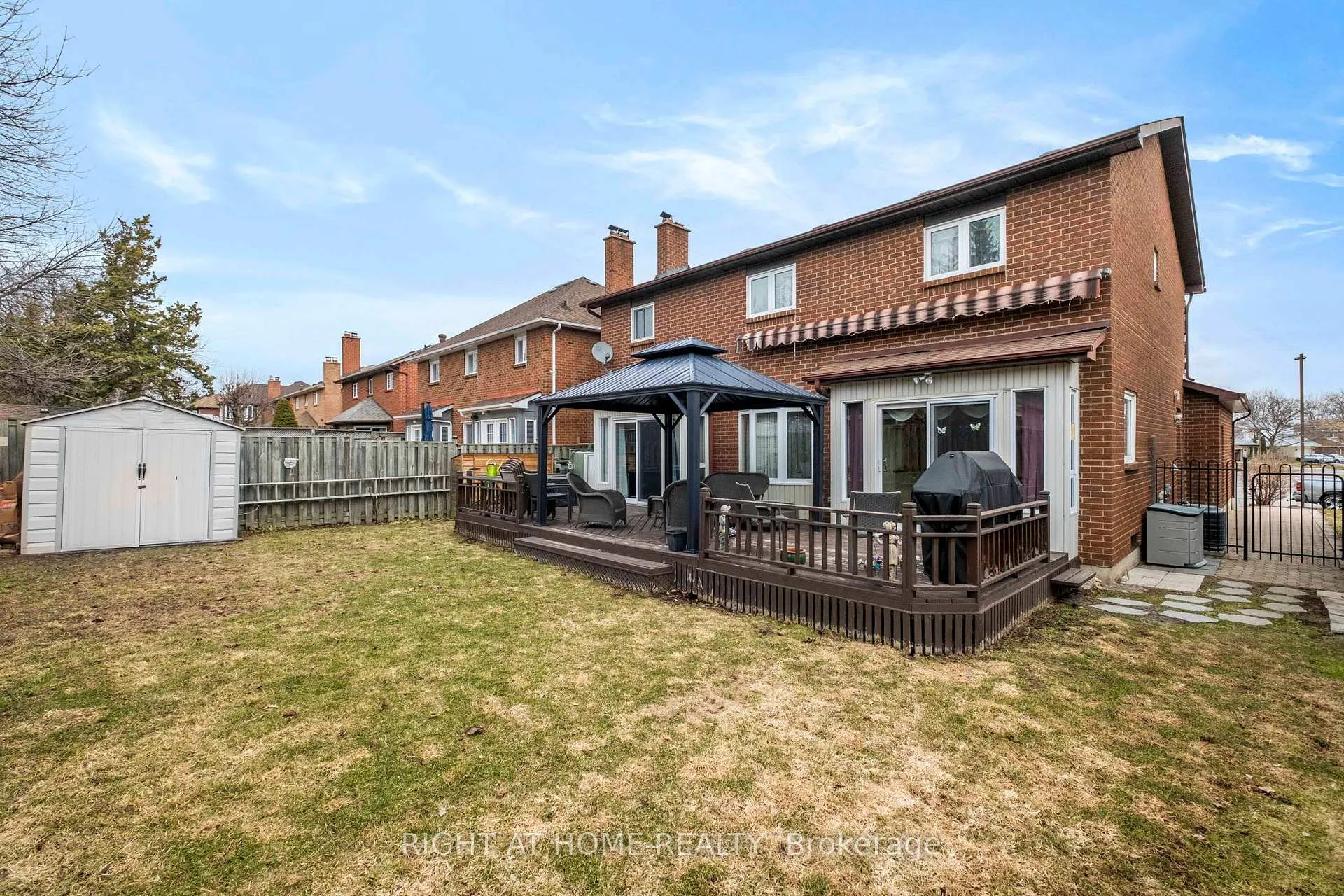 Photo 13 of 620 Aspen Road, Pickering, Amberlea — HOMEH