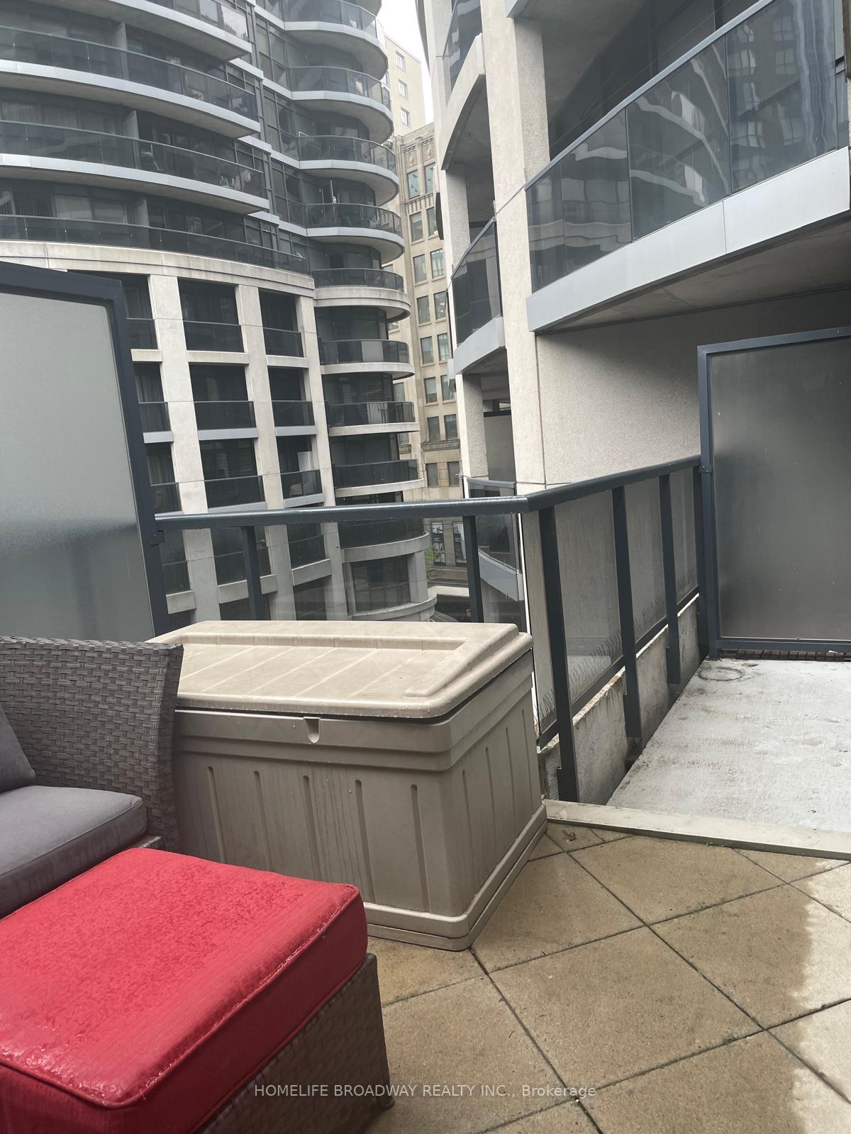 Photo 13 of Unit 405, 25 Carlton Street, Toronto, Church-Yonge Corridor — HOMEH