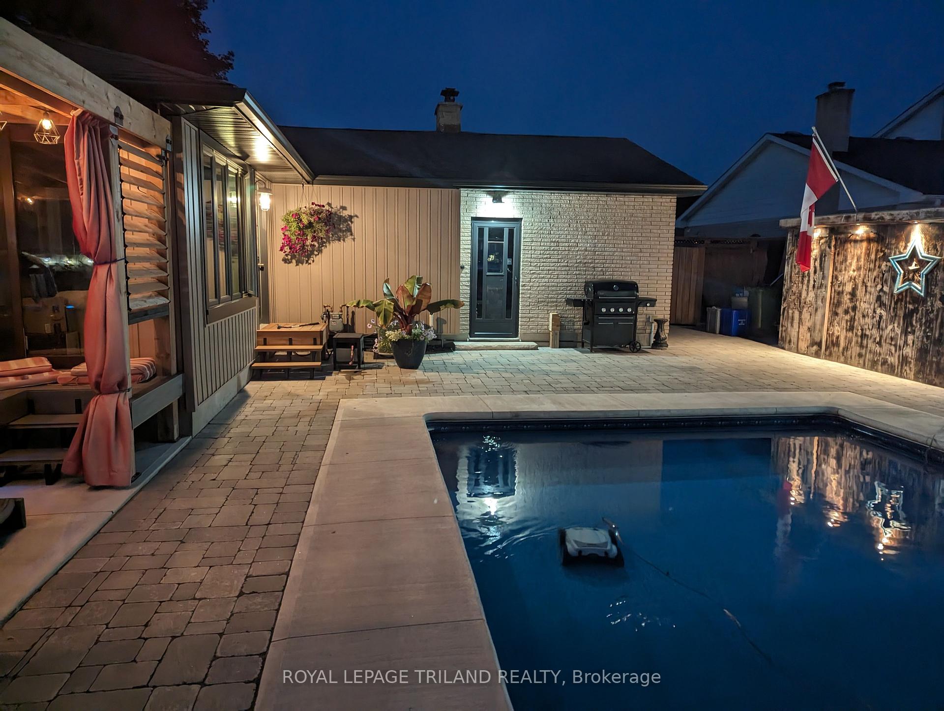 Photo 34 of 43 Rhonda Court, St. Thomas — HOMEH