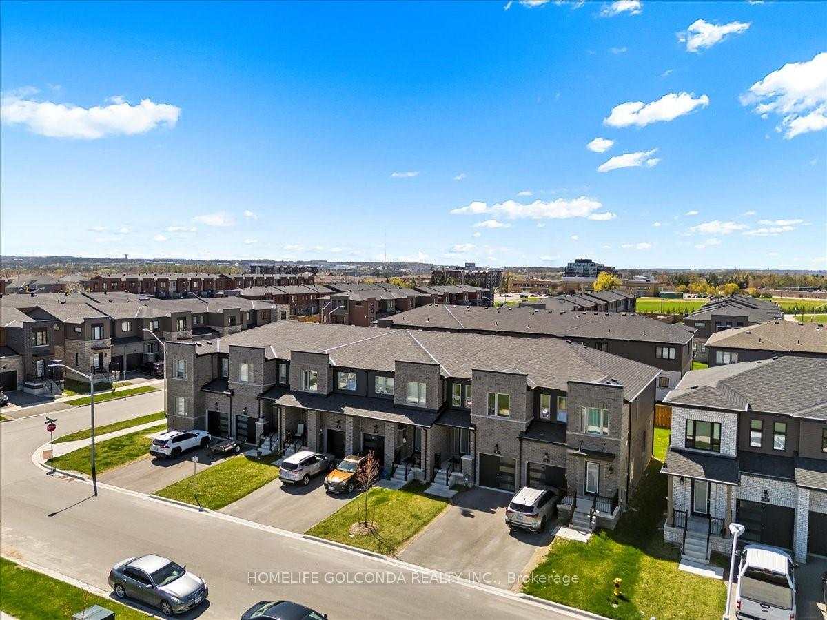 Photo 3 of 9 Evergreen Terrace, Barrie, Painswick South — HOMEH