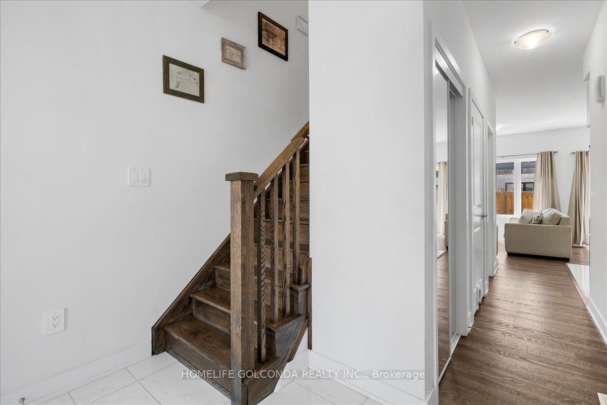 Photo 5 of 9 Evergreen Terrace, Barrie, Painswick South — HOMEH