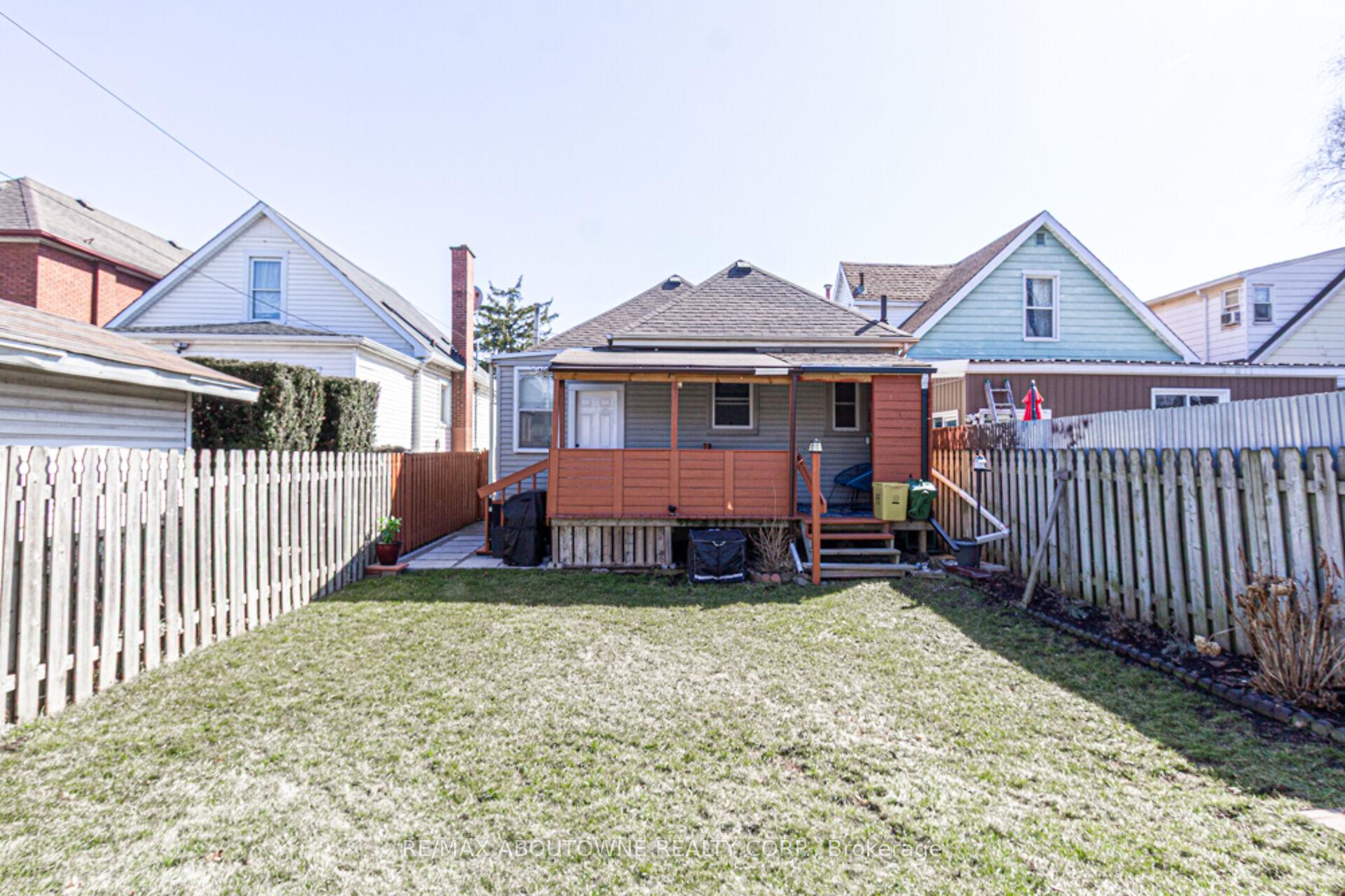 Photo 32 of 27 Fairview Avenue, Hamilton, Crown Point — HOMEH