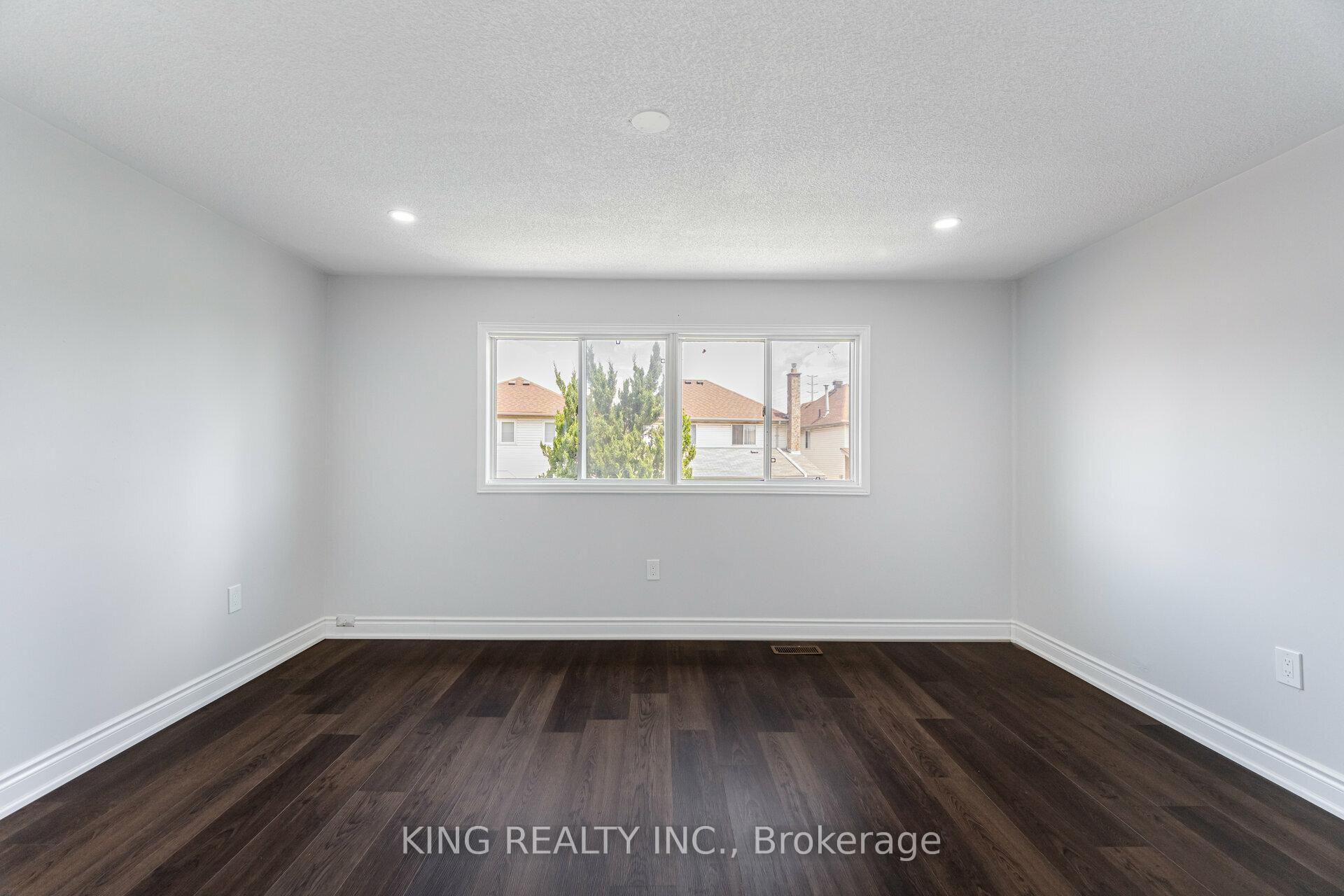 Photo 21 of 6 Langdale Crescent, Brampton, Fletcher's West — HOMEH